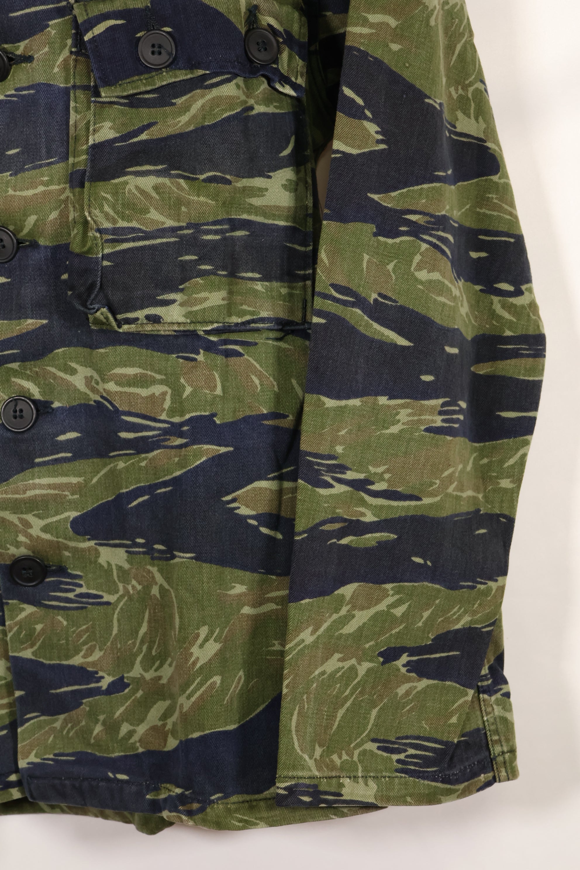 Actual TO78 A-M Okinawa Tiger Tiger Stripe Shirt Used