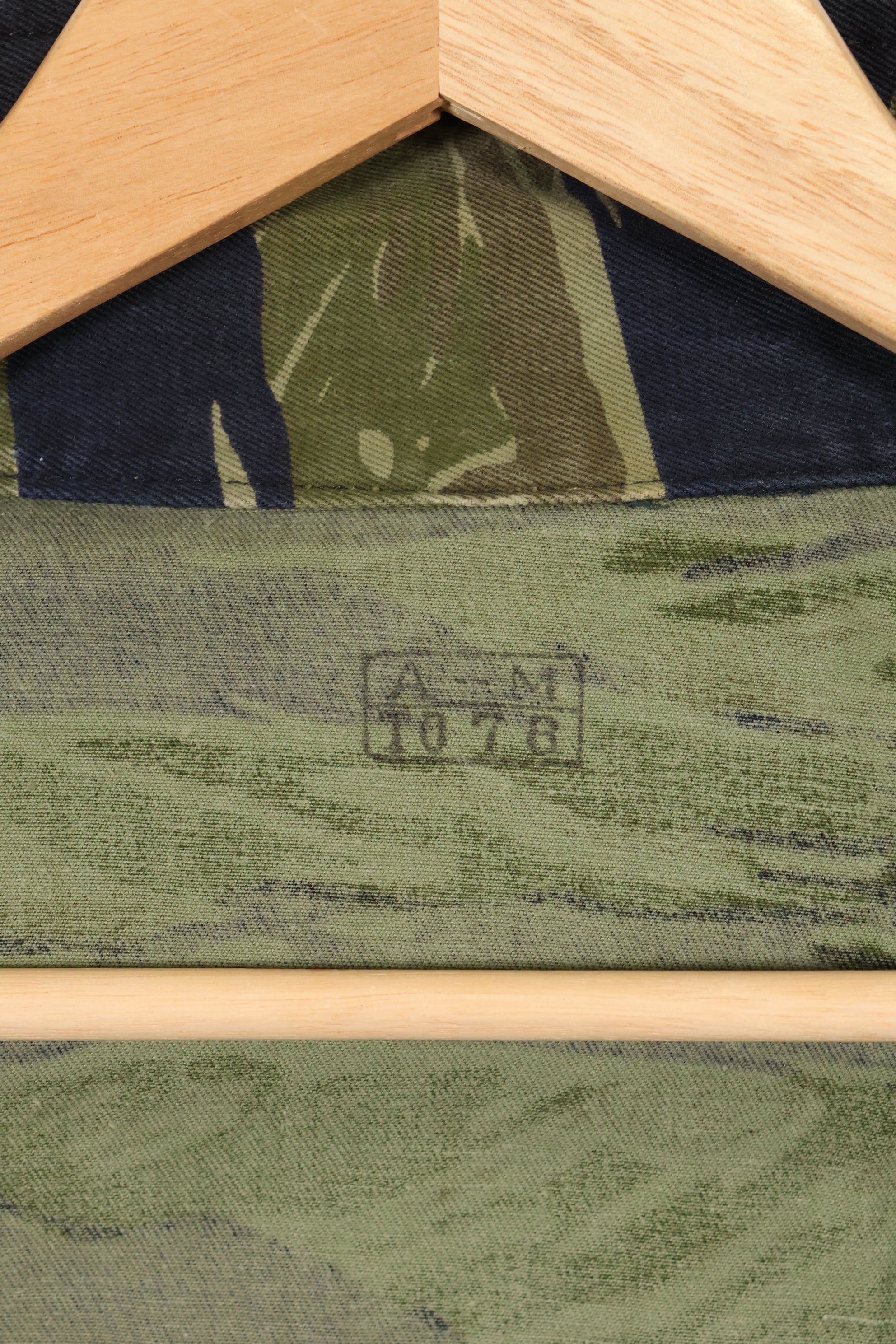 Actual TO78 A-M Okinawa Tiger Tiger Stripe Shirt Used