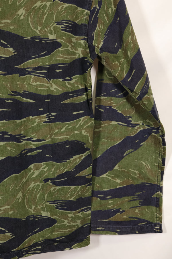 Actual TO78 A-M Okinawa Tiger Tiger Stripe Shirt Used