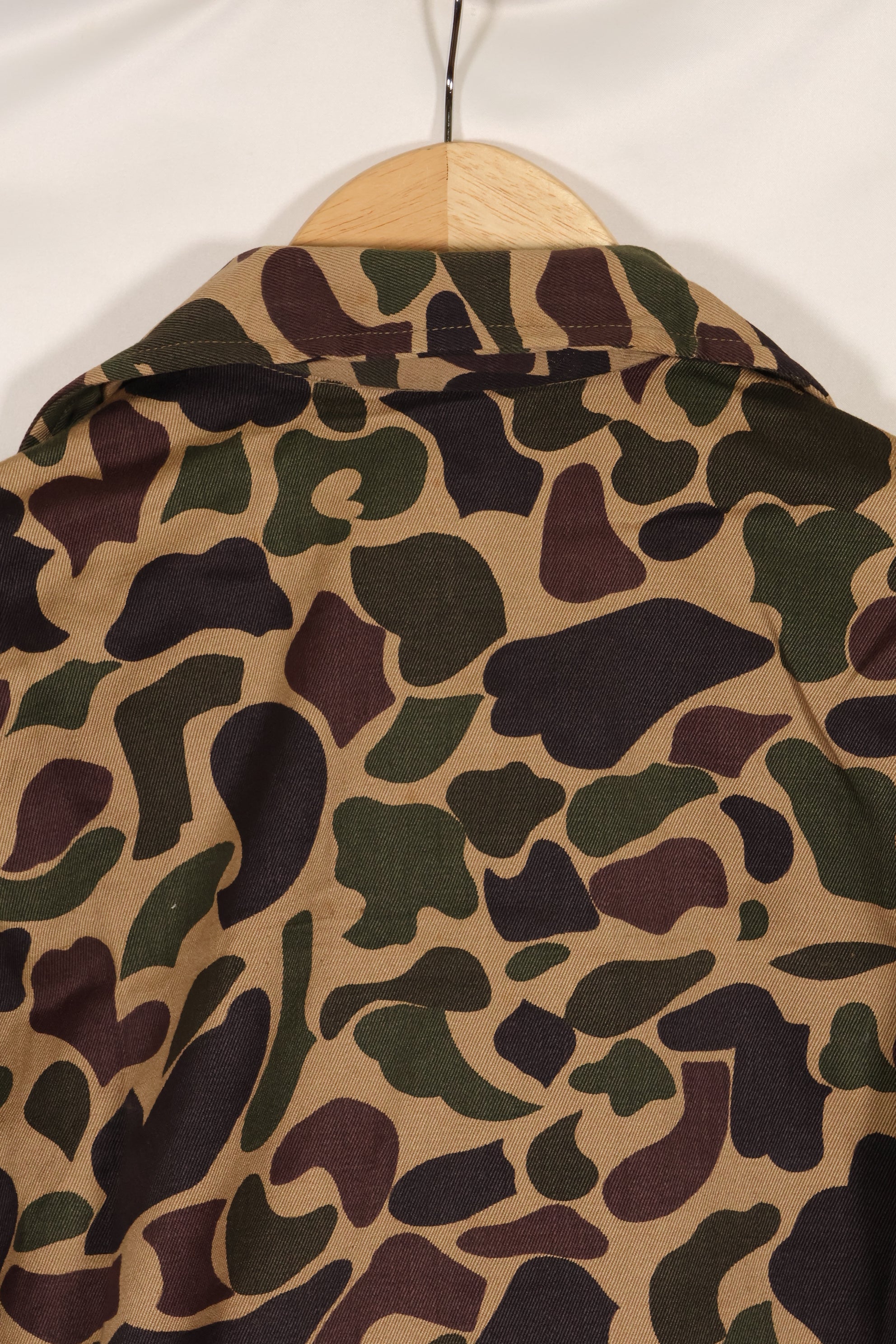 Early 1960s Deadstock A-M CIDG Beogum Camouflage Asian Cut Shirt
