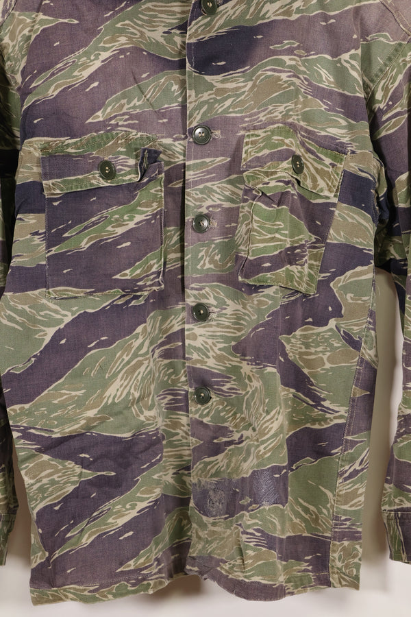 Mid-1960s, estimated A-XL Silver Tiger Tiger stripe shirt, faded, used.