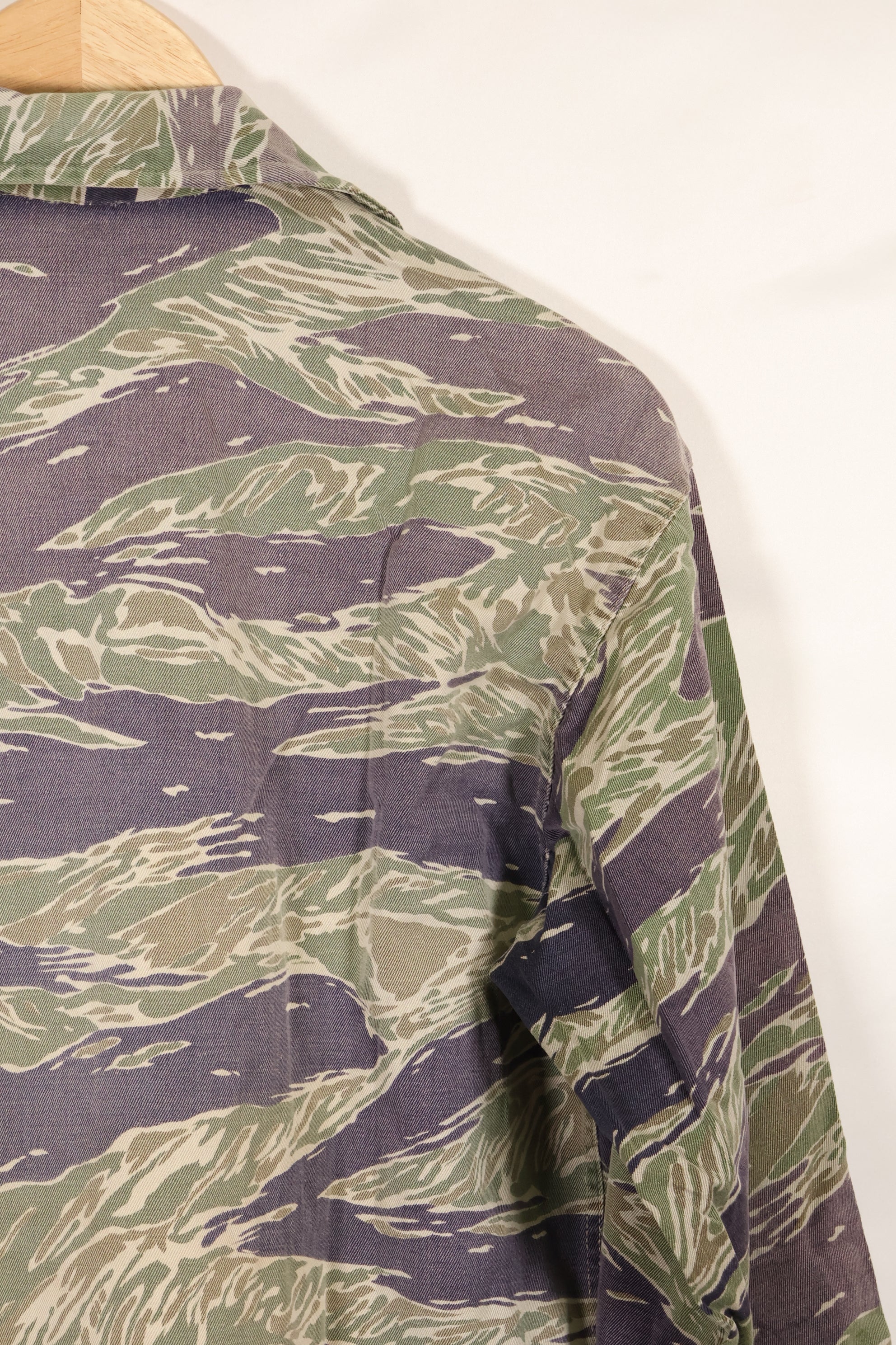 Mid-1960s, estimated A-XL Silver Tiger Tiger stripe shirt, faded, used.