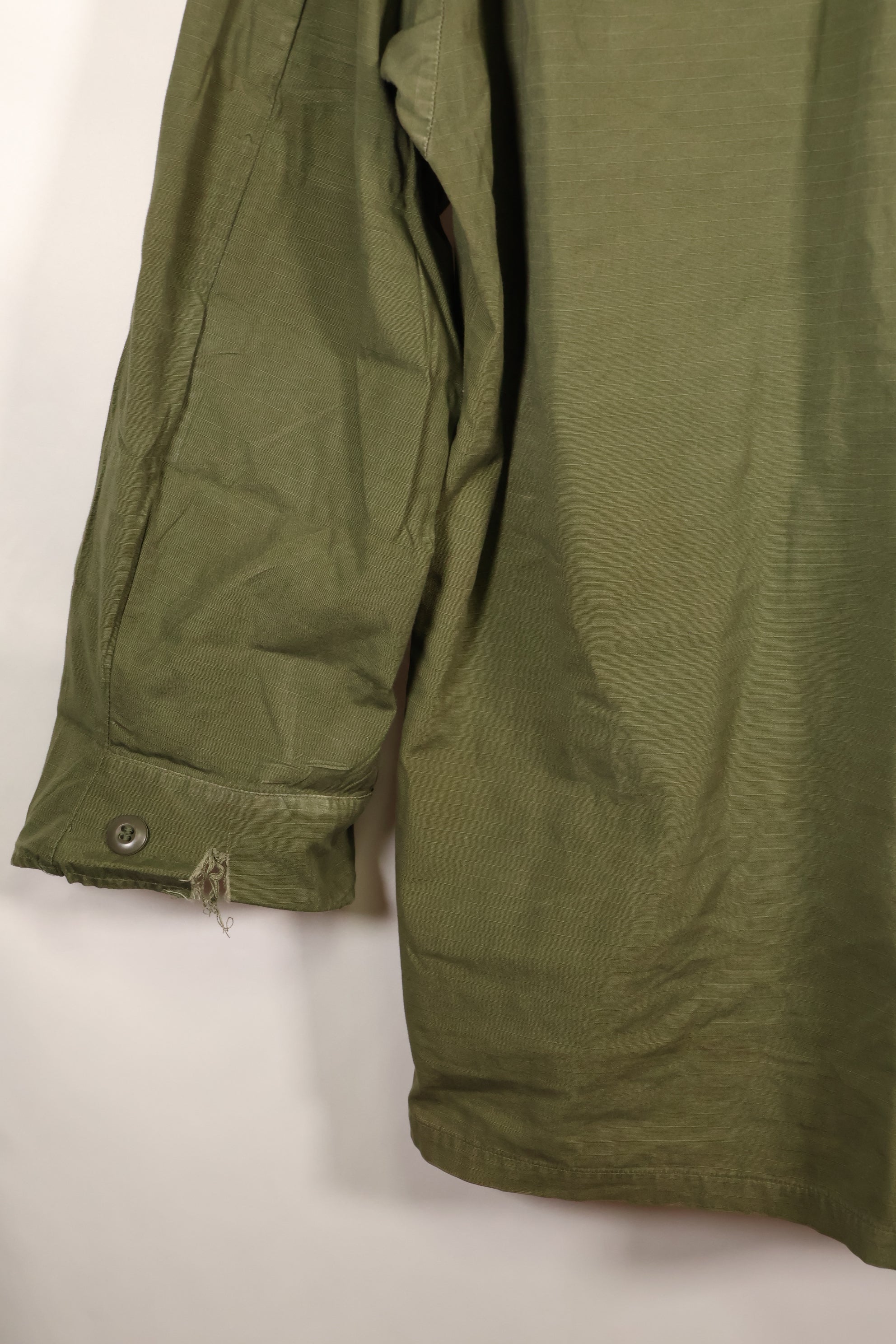 1969 Contract, M-L, 4th Model Jungle Fatigue Jacket, Green Beret Specification, Patches Added Later, Used