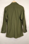 1967 Contract M-R 3rd Model Jungle Fatigue Jacket with patches, good condition, used.