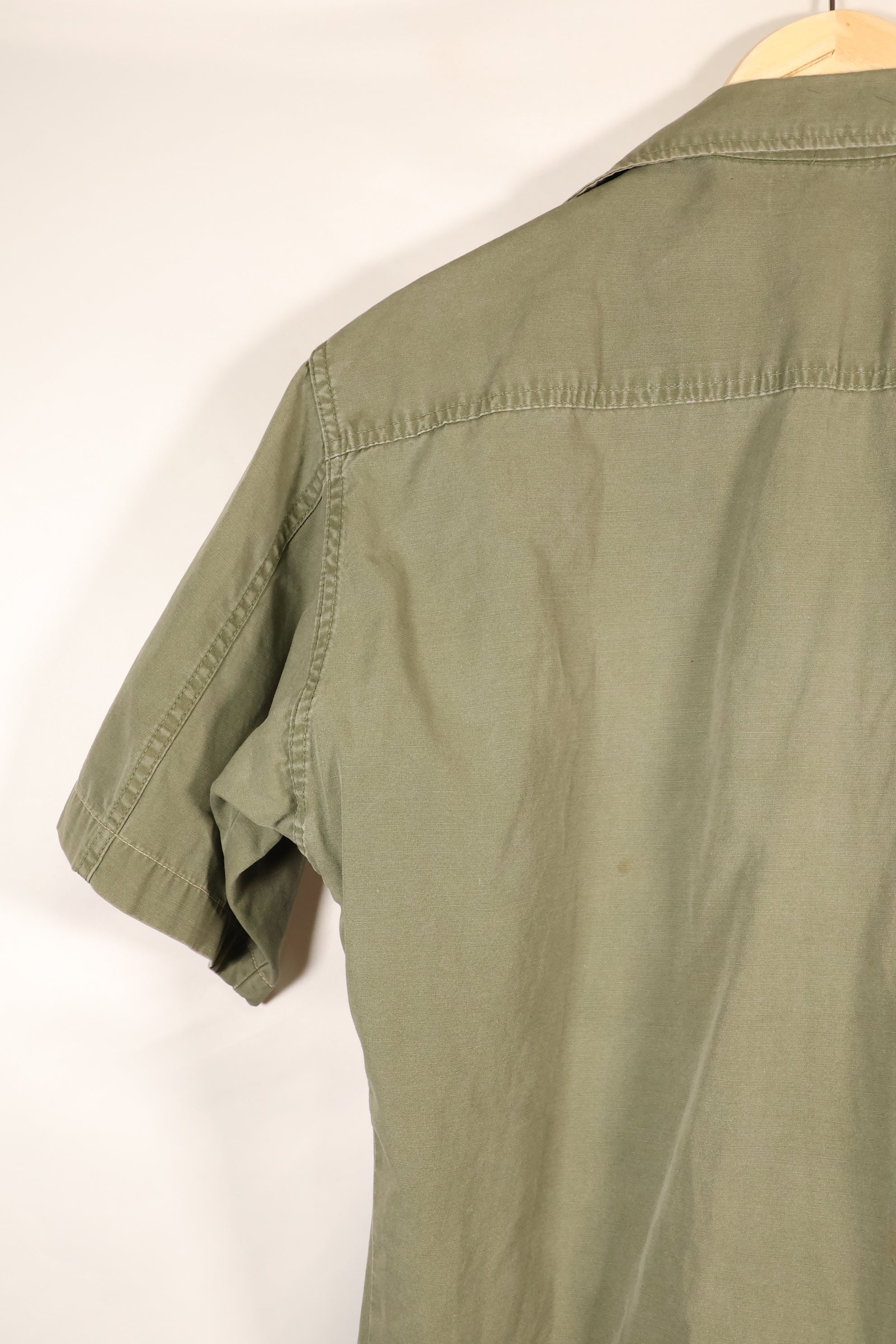 1966–67 Contract, S-R, Presumed USAF Issue, 3rd Model Jungle Fatigue Jacket, Short-Sleeve, Used