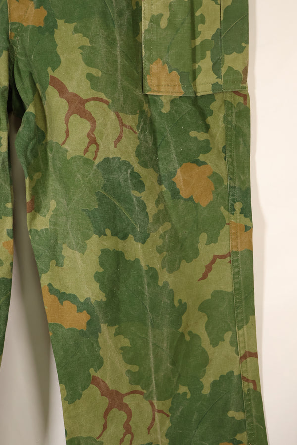 Late 1960s to early 1970s | Privately sourced | Mitchell camouflage | USMC | WWII HBT-style cut | Reversible pants | Used
