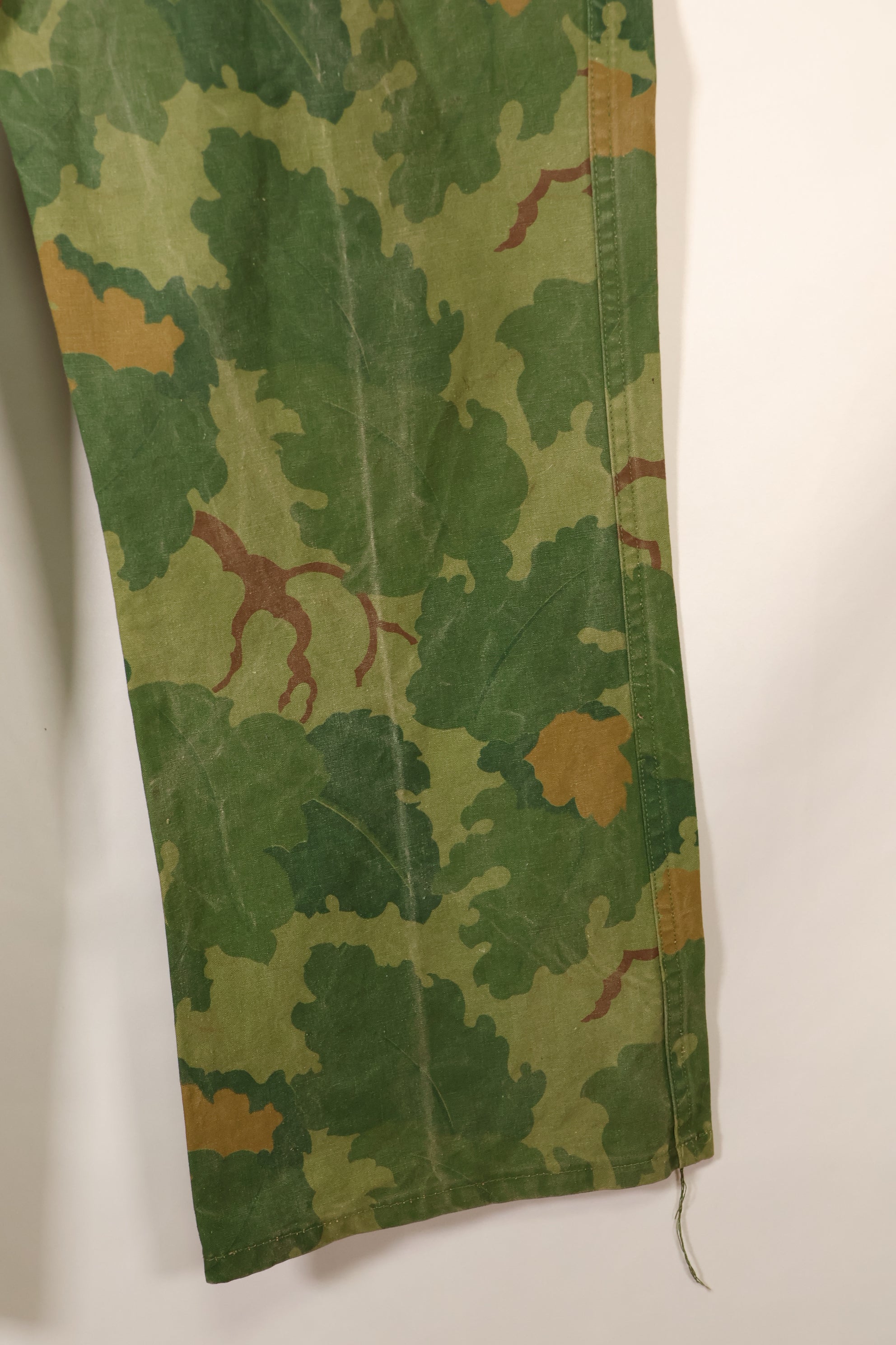 Late 1960s to early 1970s | Privately sourced | Mitchell camouflage | USMC | WWII HBT-style cut | Reversible pants | Used