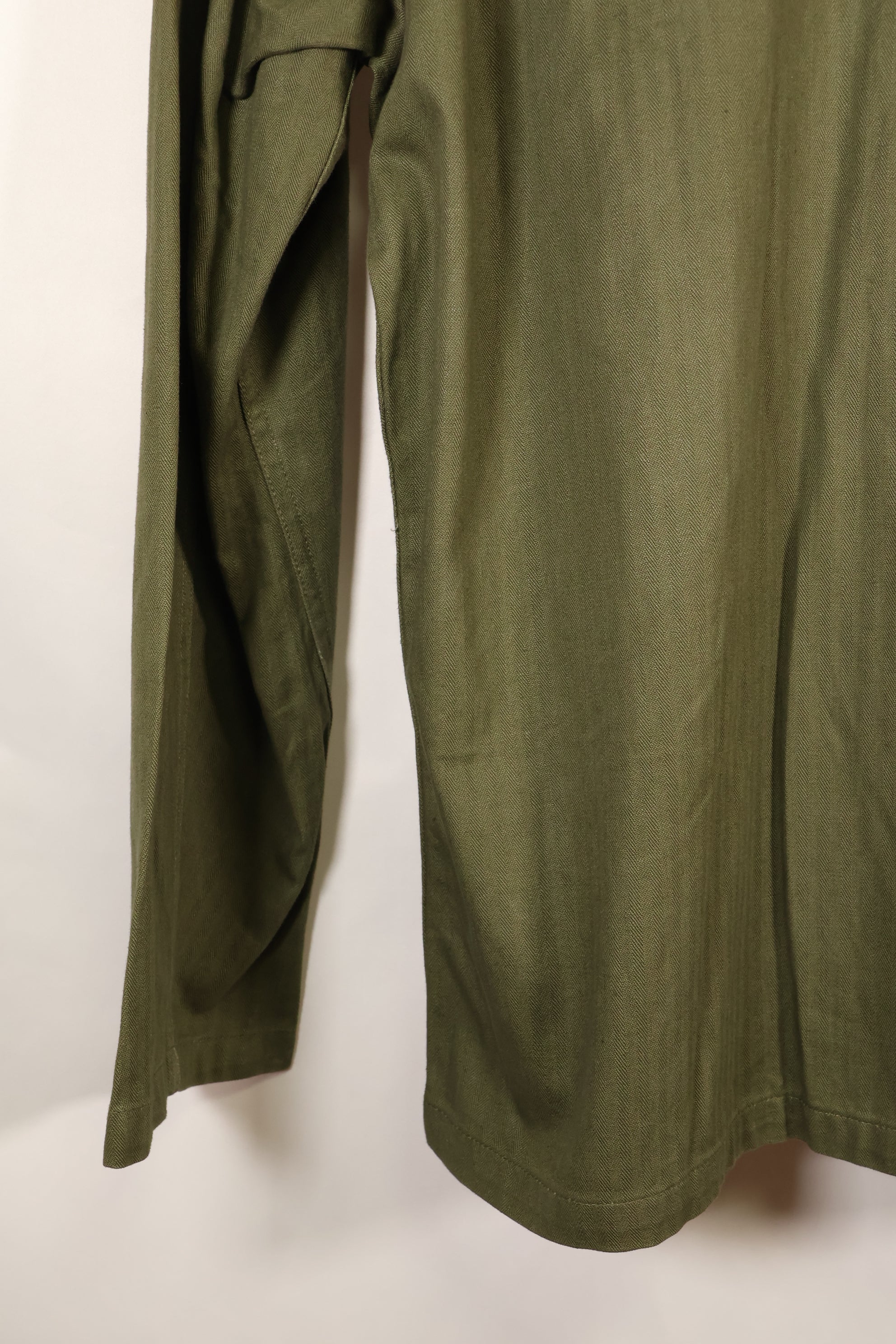 1947 Contract SMALL M-1947 HBT Utility Shirt with Patches, Used