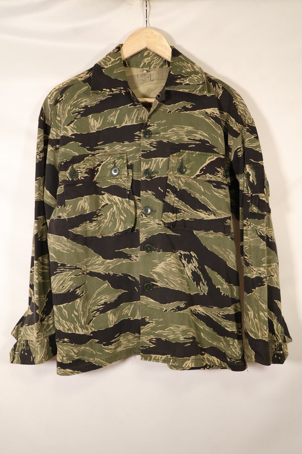 Mid-1960s US-L Okinawa Tiger Pattern Tiger Stripe US-Cut Shirt, Used