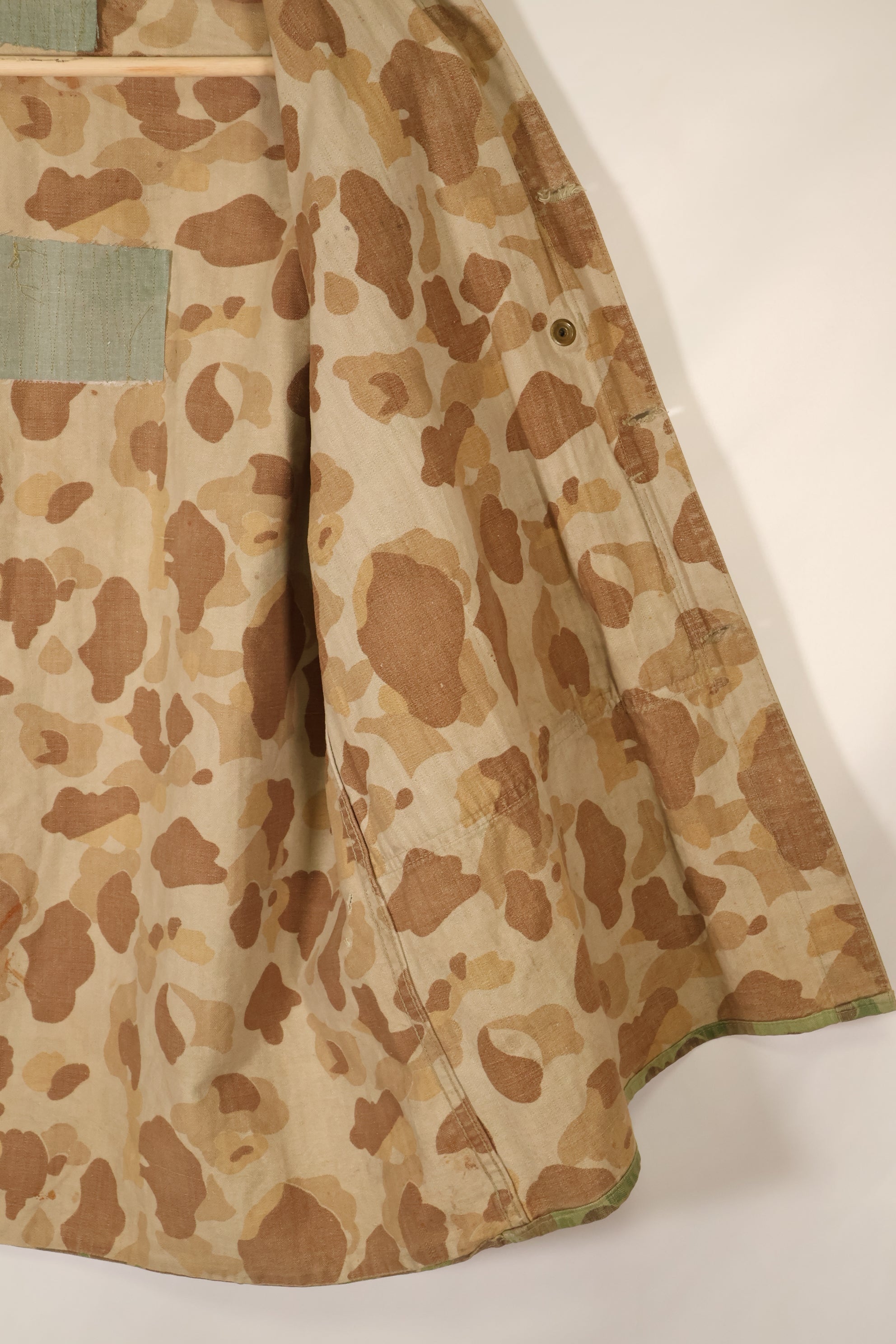 1940s WWII USMC P-44 Frogskin Camouflage Duck Hunter Jacket, used.