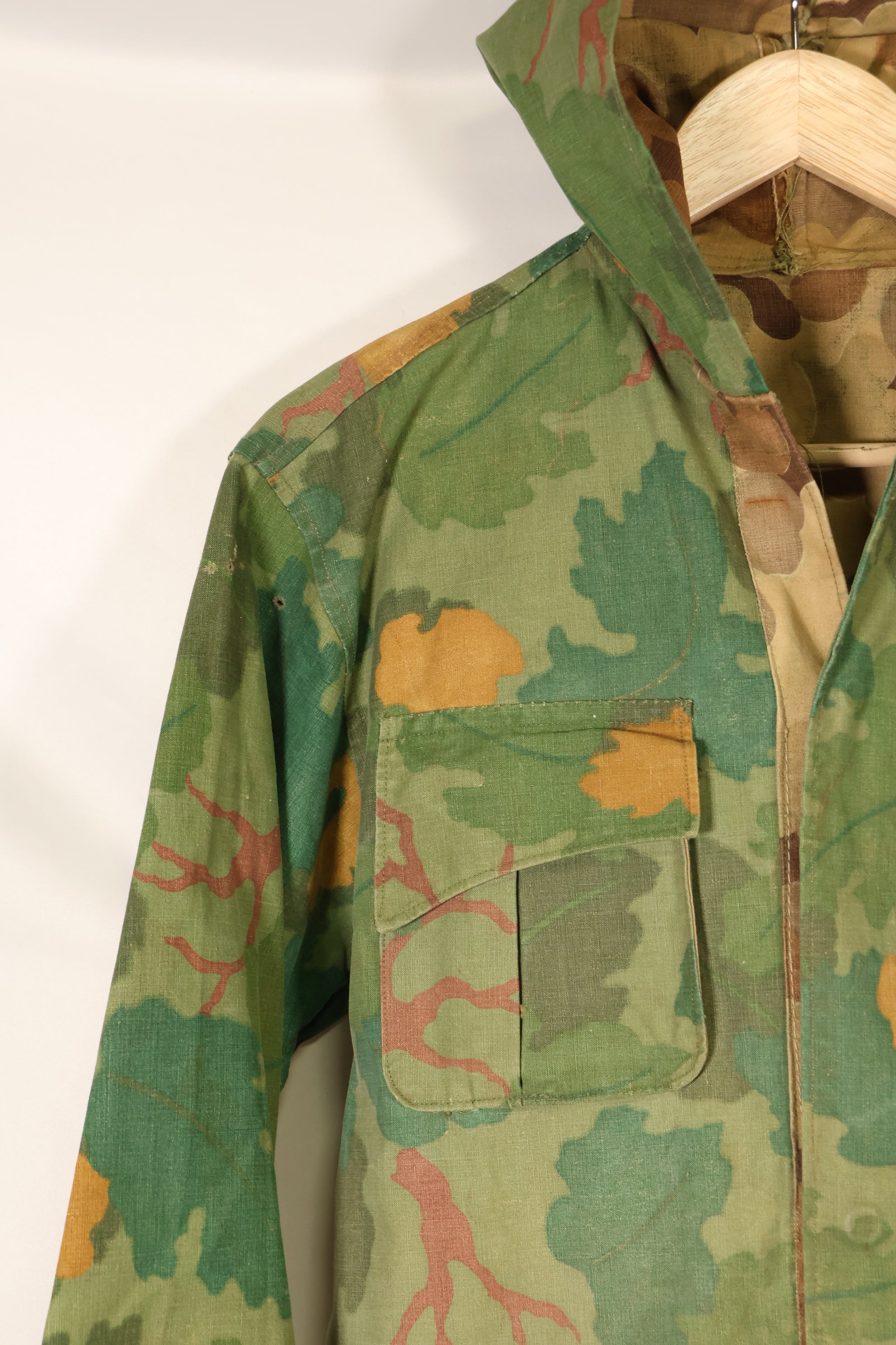 Late 1960s-70s USMC privately procured Mitchell pattern hooded field jacket, used.