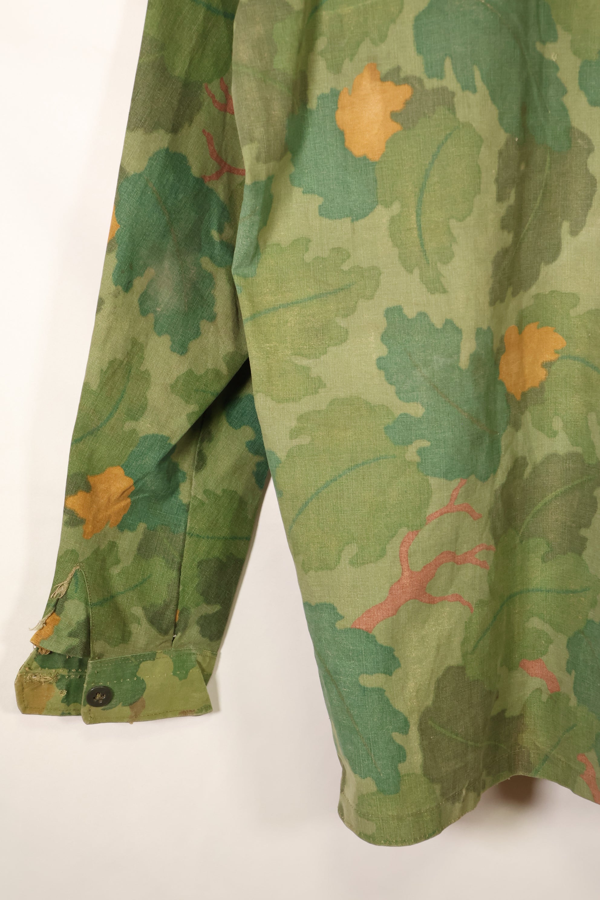 Late 1960s-70s USMC privately procured Mitchell pattern hooded field jacket, used.