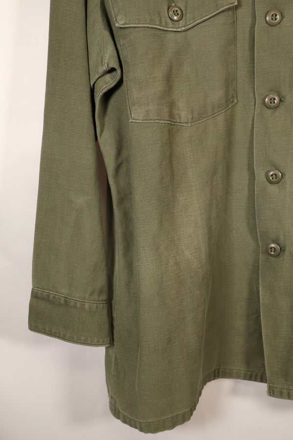 Late 1960s Contract Item, 16 1/2 x 32, OG-107, Utility Shirt with Patch, Used