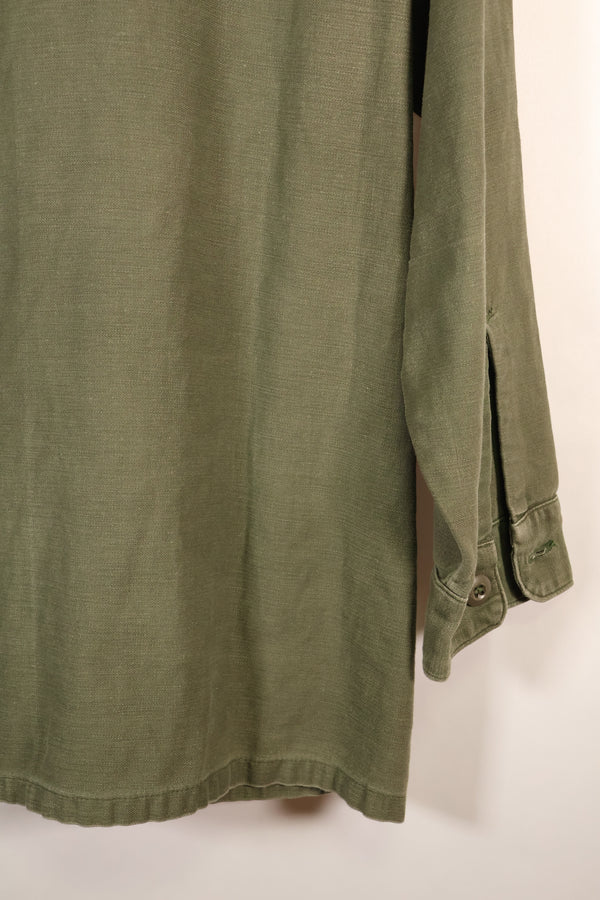 Late 1960s Contract Item, 16 1/2 x 32, OG-107, Utility Shirt with Patch, Used