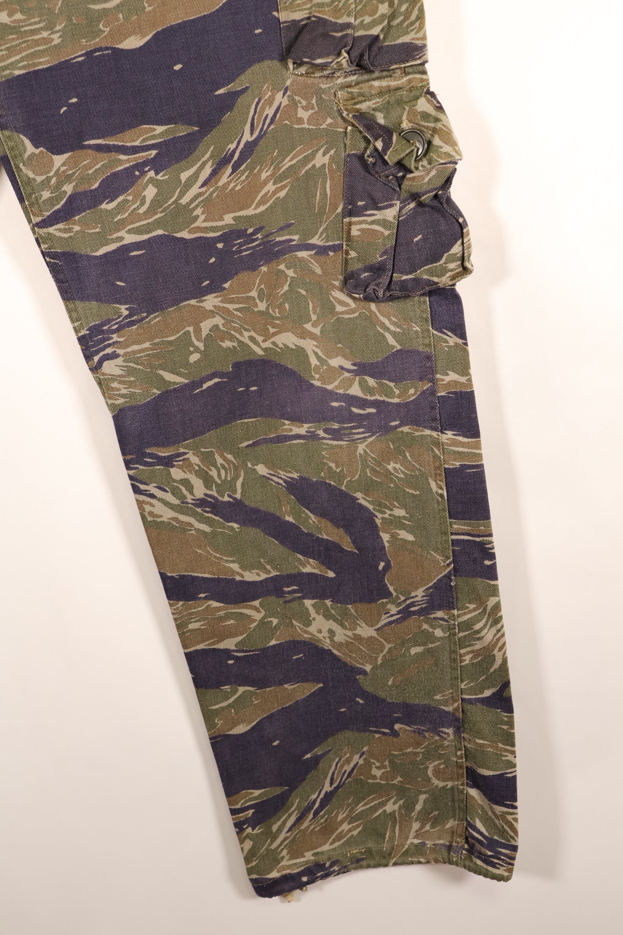 Mid-1960s, A-M, Silver Tiger, Asian Cut, Tiger Stripe Pants, Used
