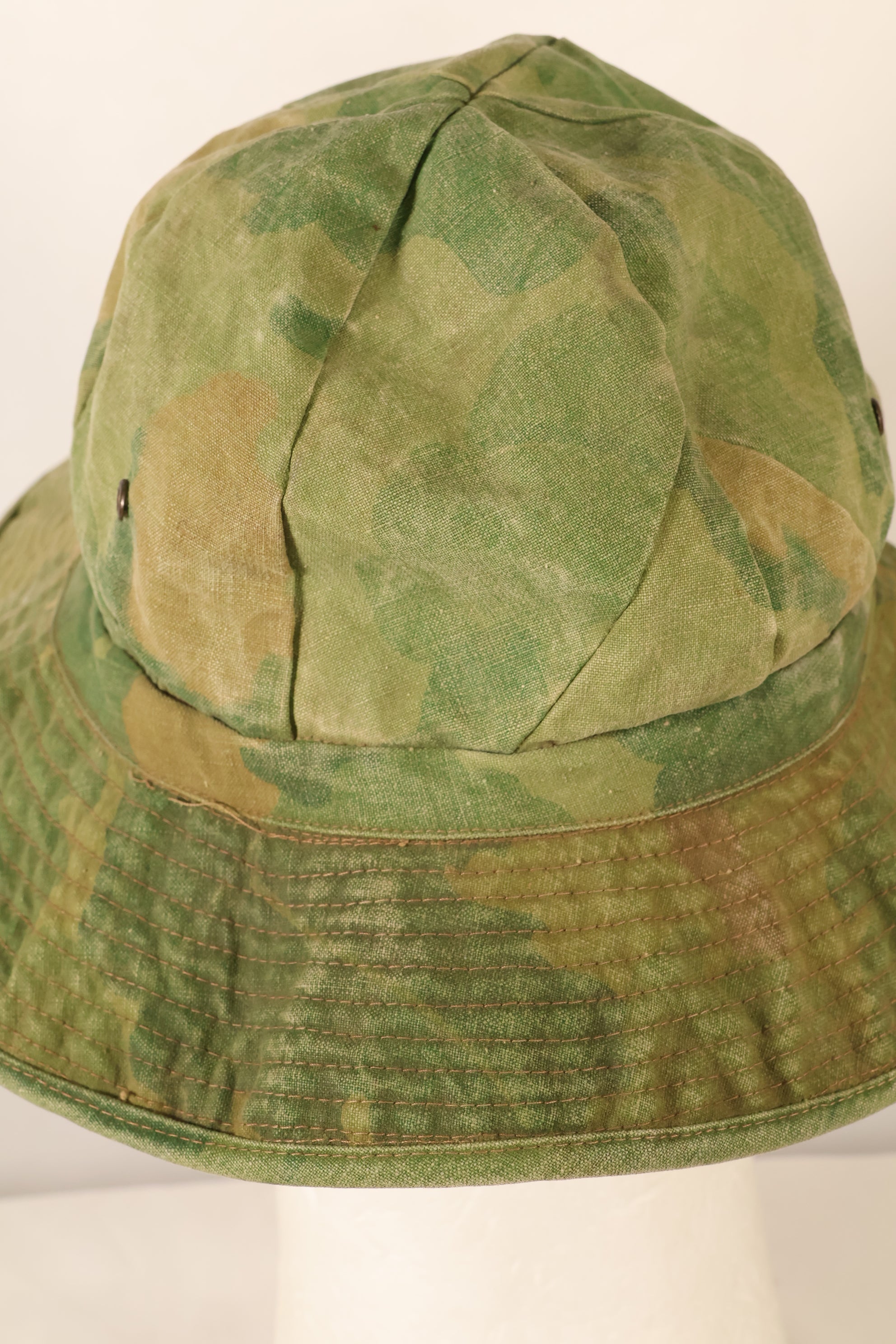 1960s-early 70s USMC privately procured Mitchell pattern camouflage shelterhalf boonie hat, used.