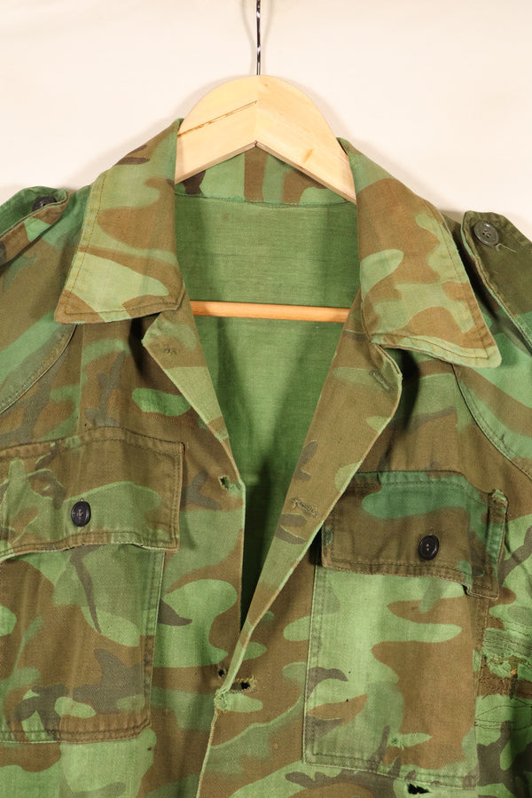 Early 1970s, Large Size, ARVN, South Vietnamese Airborne Division, Leaf Camouflage Shirt, Repaired, Used