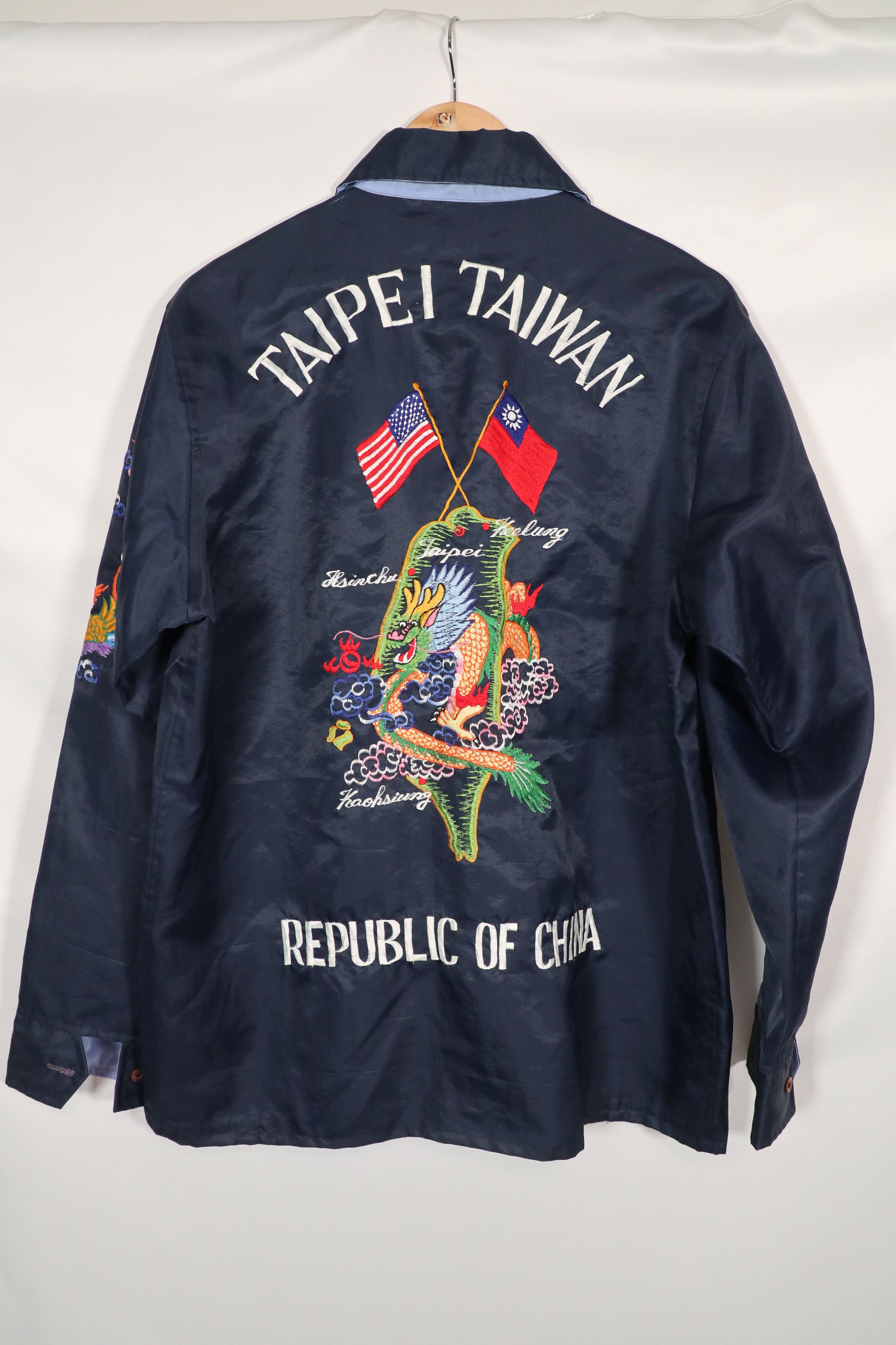 Civilian Souvenir Jacket TAIPEI TAIWAN Nylon Jacket Used
