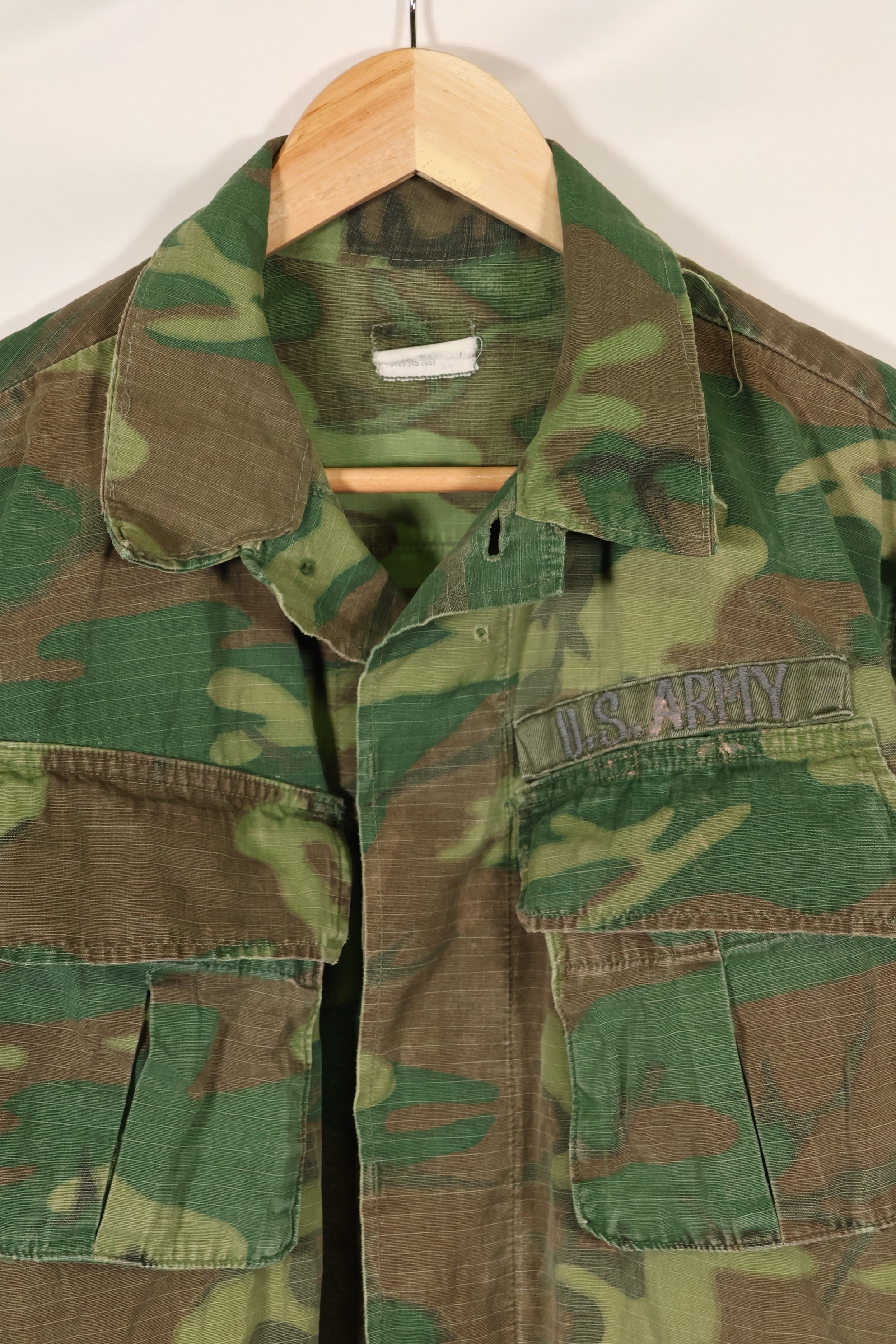 Circa 1968 S-R Ripstop SENTRY DOG MP ERDL Jungle Fatigue Jacket Used
