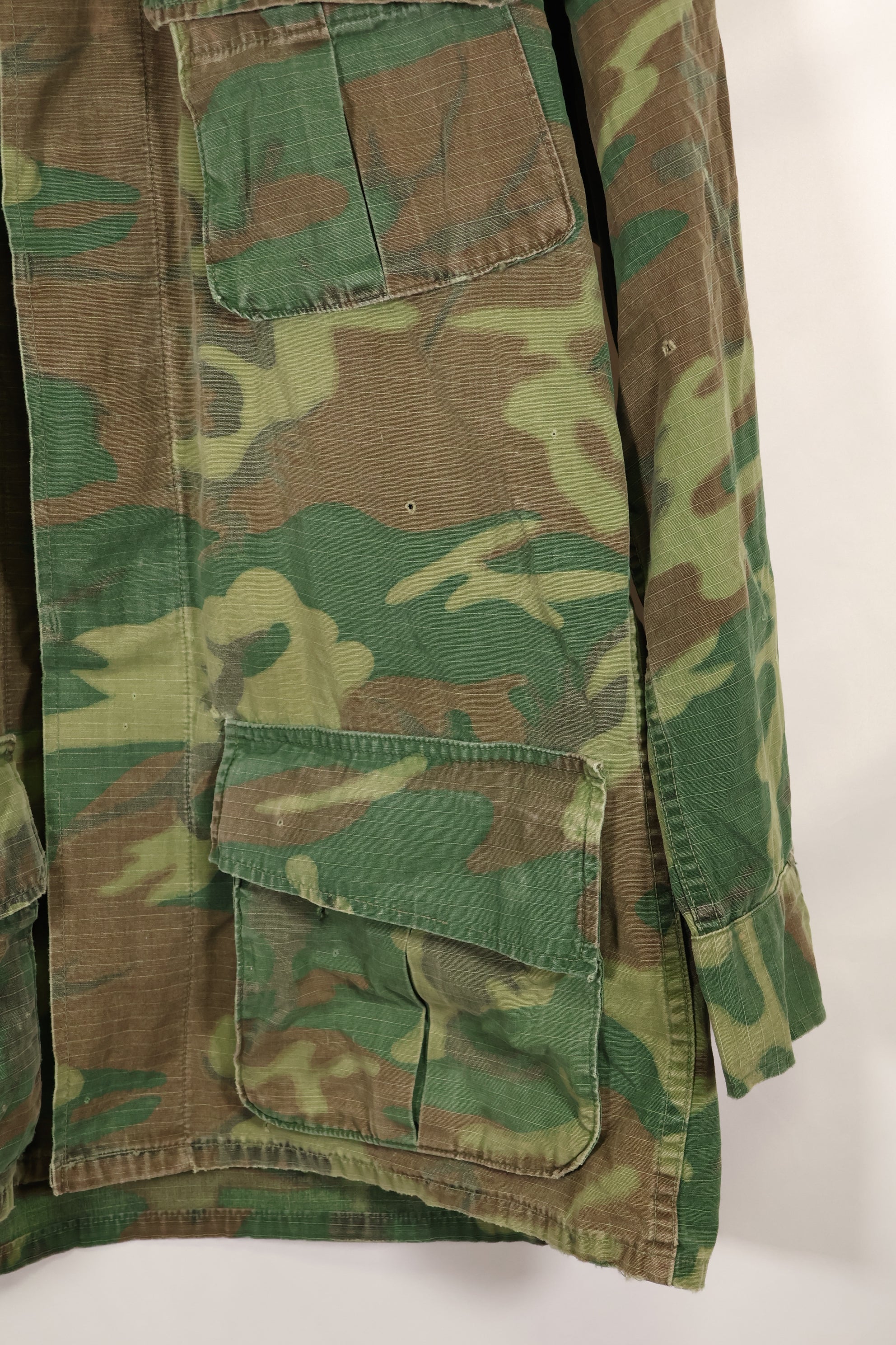 Circa 1968 S-R Ripstop SENTRY DOG MP ERDL Jungle Fatigue Jacket Used