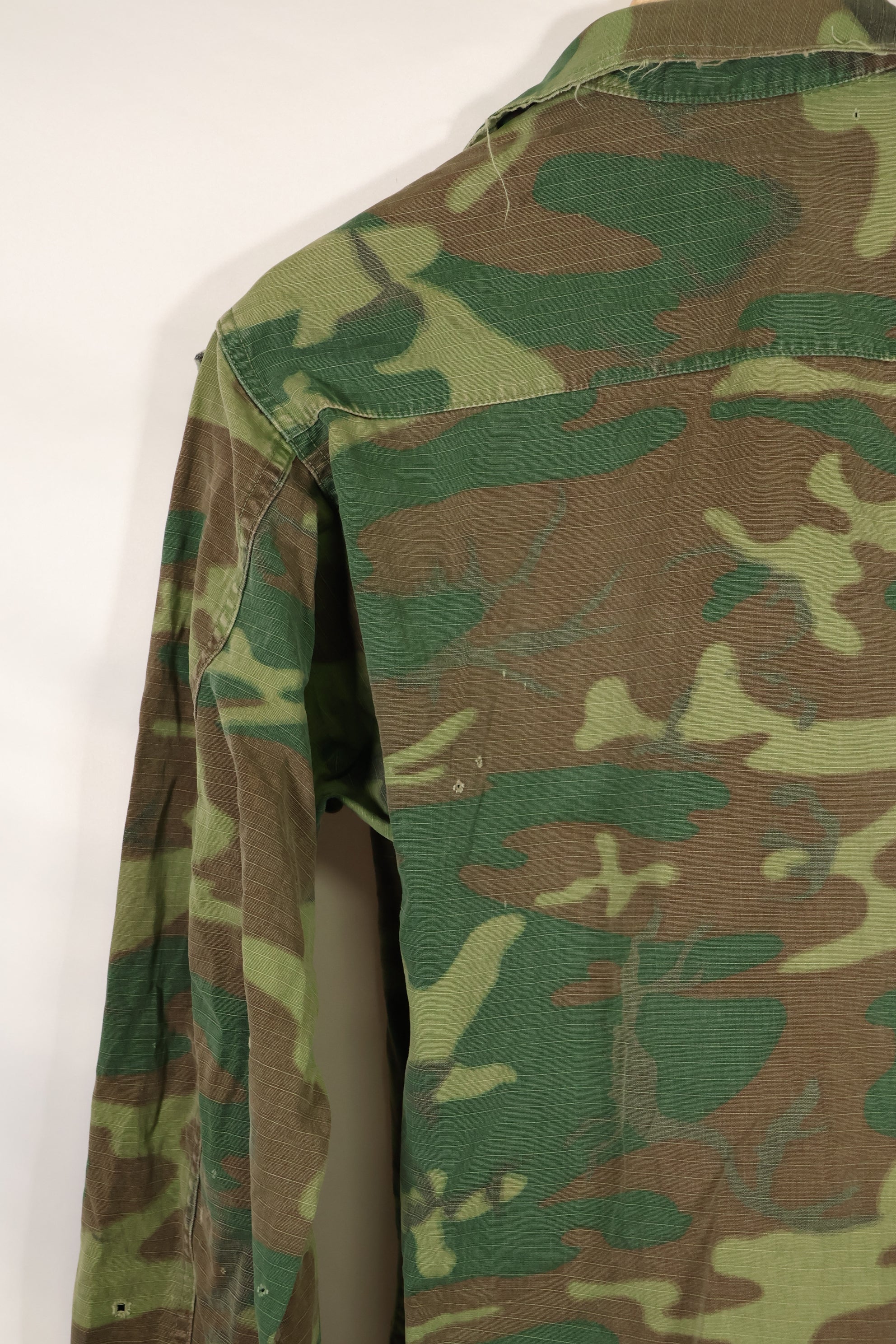 Circa 1968 S-R Ripstop SENTRY DOG MP ERDL Jungle Fatigue Jacket Used
