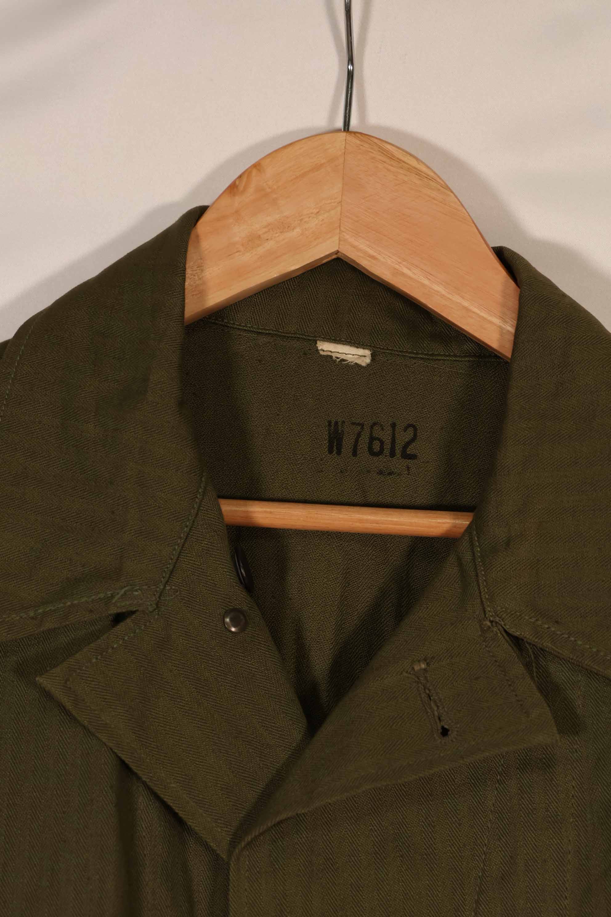 Real 1940s U.S. Army HBT OD utility jacket, no size tag, good condition.