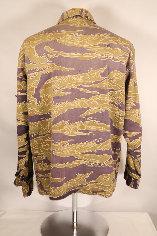Late 1960s—Worn by a former MIKE FORCE advisor—Gold Tiger US-M shirt with modified zipper
