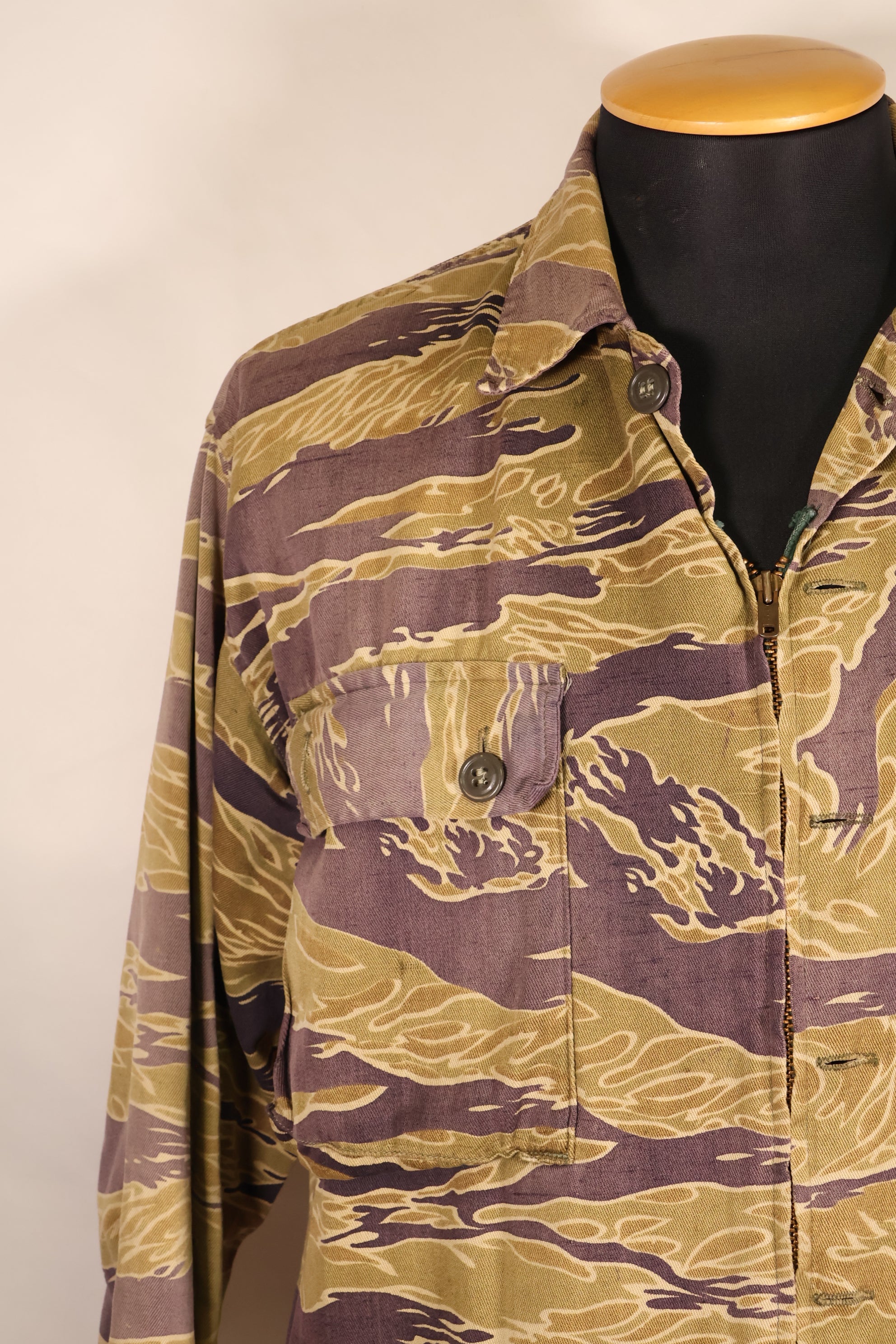 Late 1960s—Worn by a former MIKE FORCE advisor—Gold Tiger US-M shirt with modified zipper