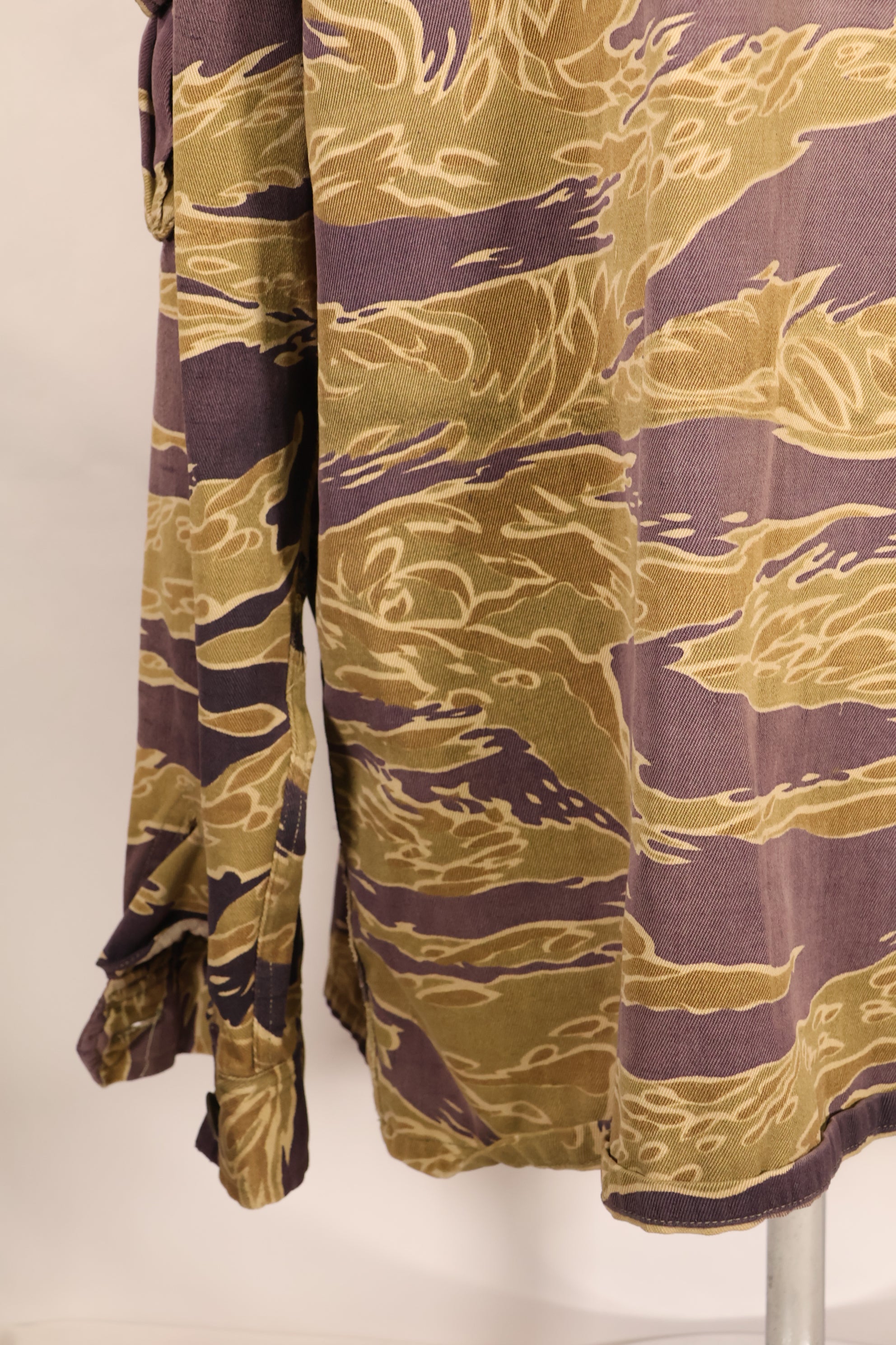 Late 1960s—Worn by a former MIKE FORCE advisor—Gold Tiger US-M shirt with modified zipper