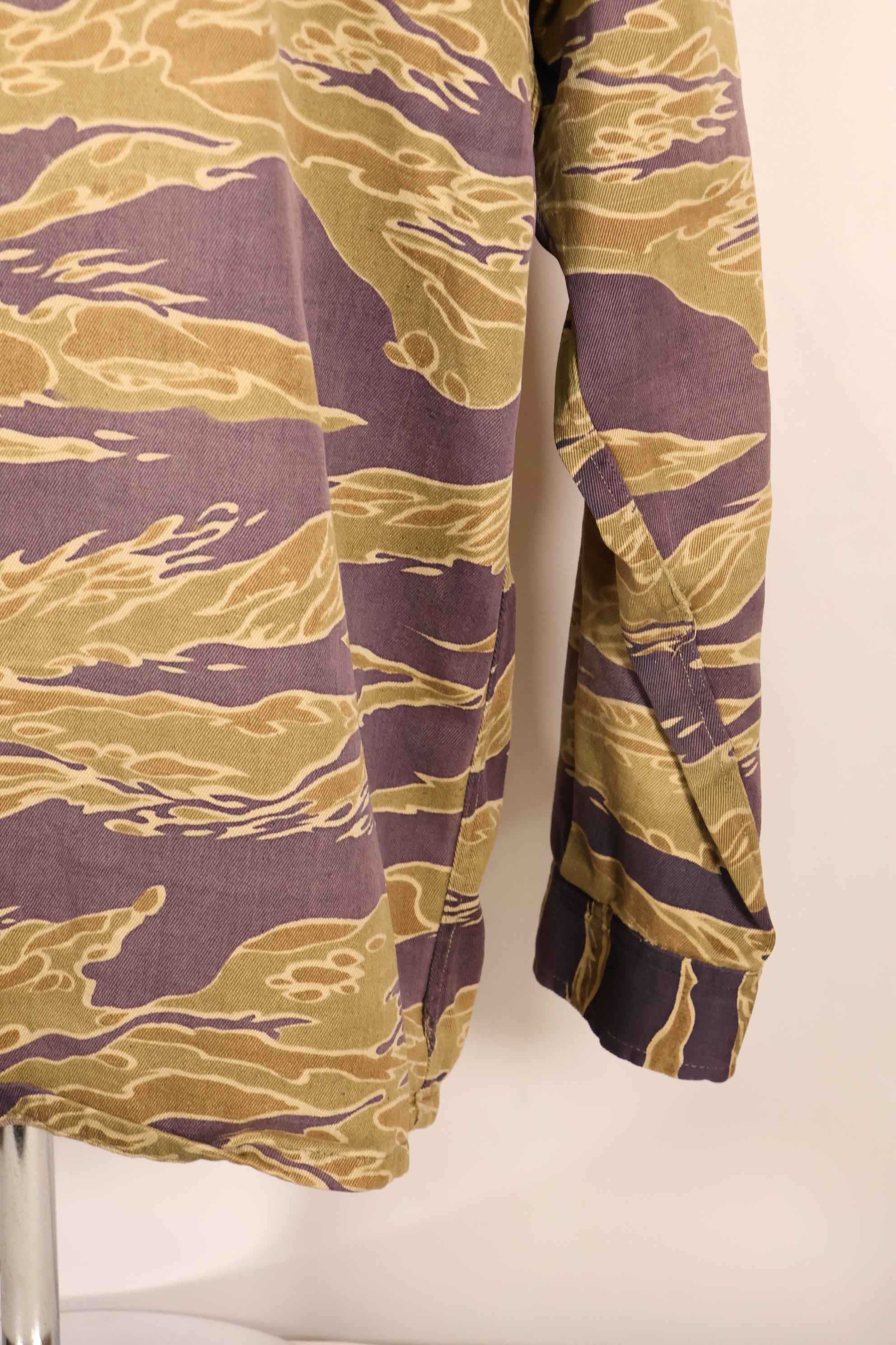 Late 1960s—Worn by a former MIKE FORCE advisor—Gold Tiger US-M shirt with modified zipper