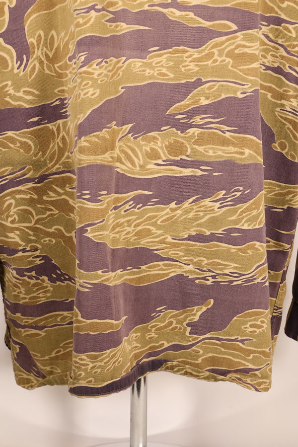 Late 1960s—Worn by a former MIKE FORCE advisor—Gold Tiger US-M shirt with modified zipper