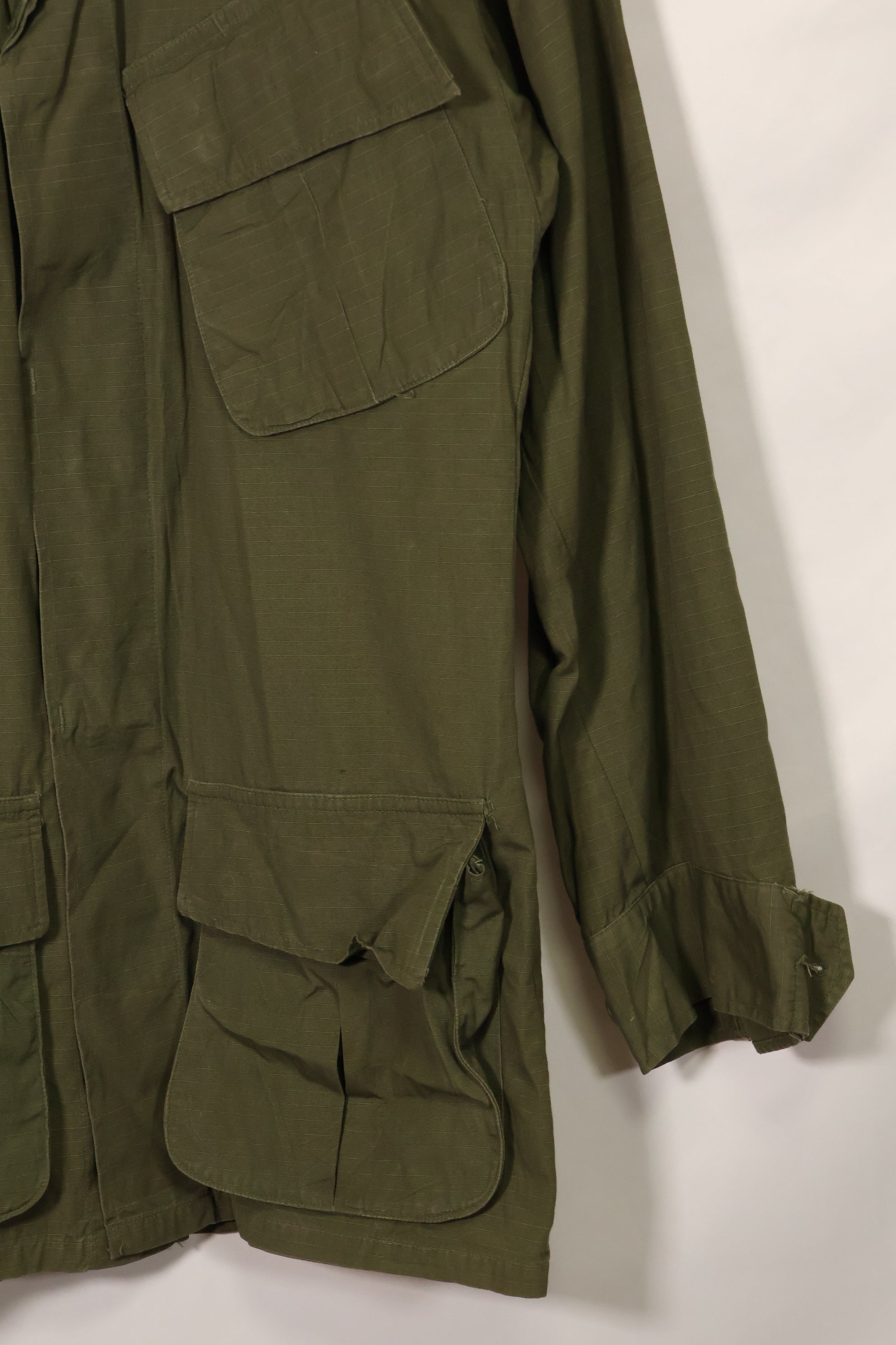 1969 Contract 4th Model Jungle Fatigue Jacket X-S-R Used with Patches