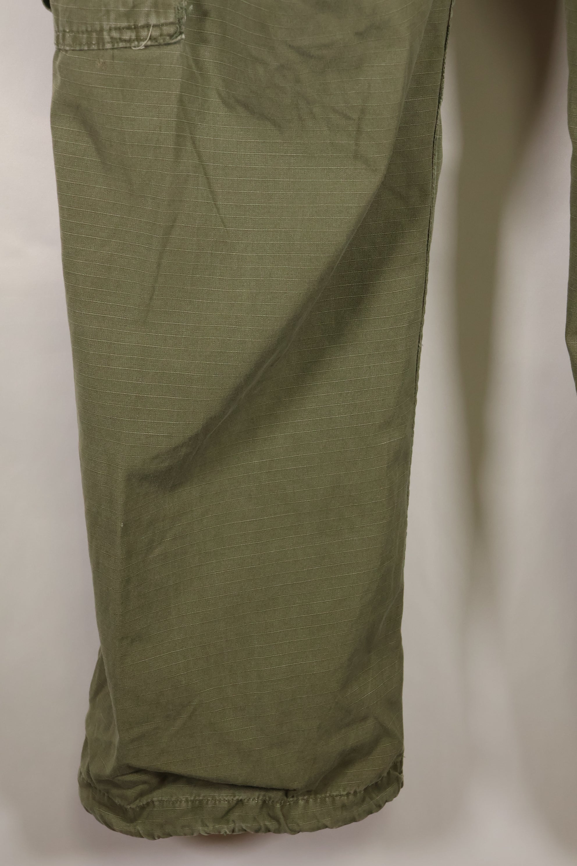 Circa 1969 Estimated size S-S 4th Model Jungle Fatigue pants, used, released by a movie company.