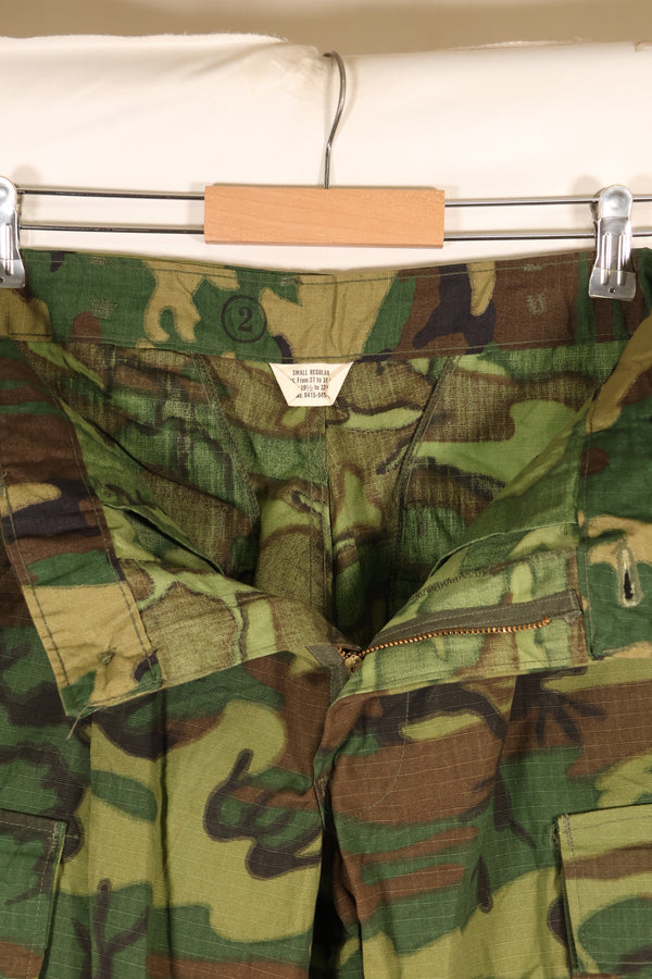 1969 Contract, S-R, Virtually Unused, ERDL Green Leaf Camo Fatigue Pants, Zipper Damaged