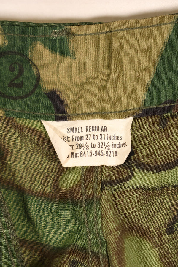 1969 Contract, S-R, Virtually Unused, ERDL Green Leaf Camo Fatigue Pants, Zipper Damaged