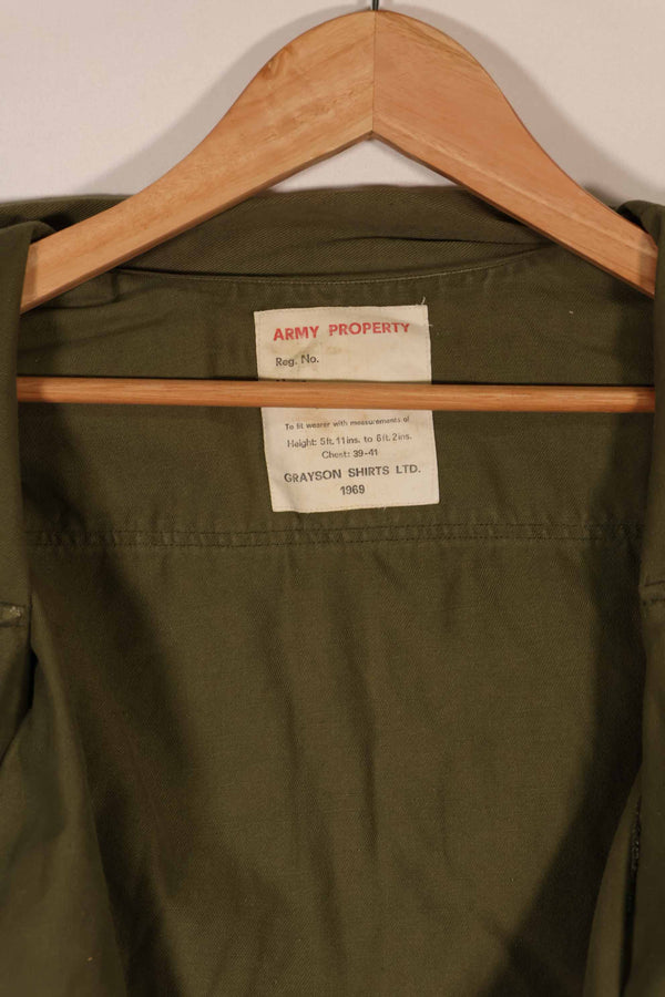 Real 1969 New Zealand Military OD Fatigue Shirt Size 39/41L, used condition