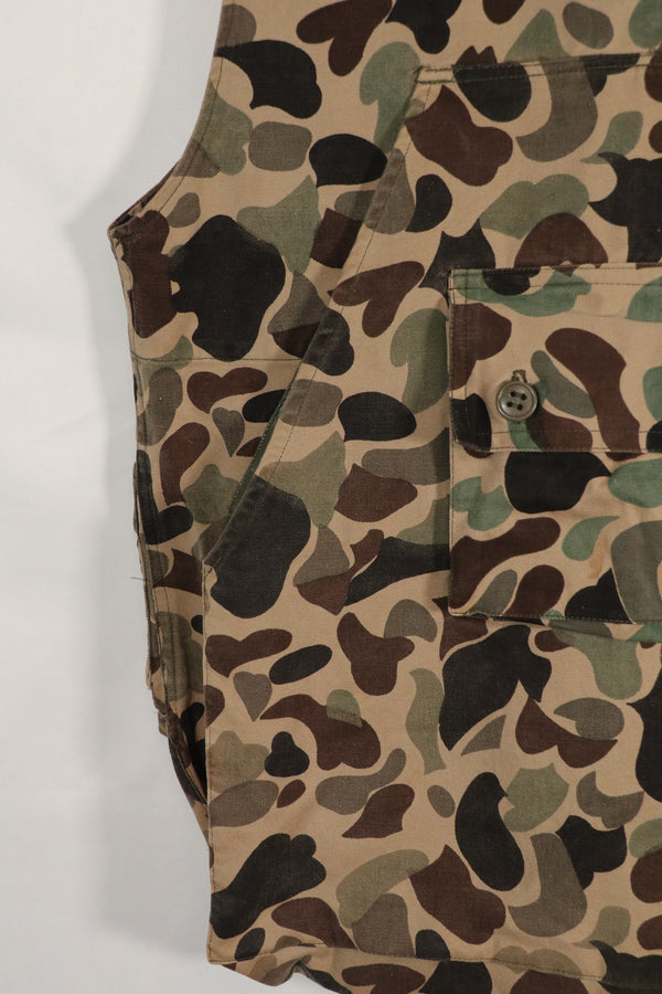 Real fabric Beogum camouflage hunting vest, almost unused, Leopard camouflage.
