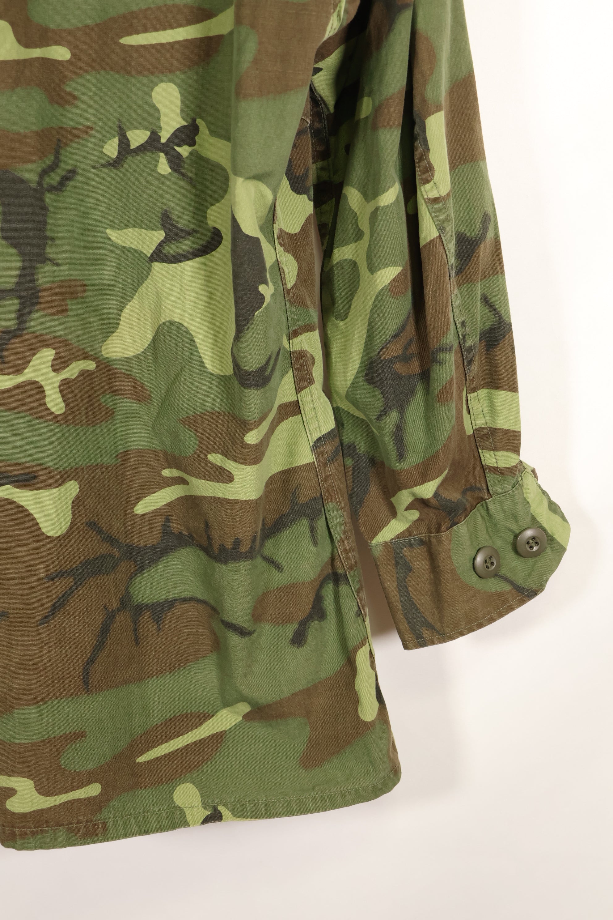Circa 1966–67 | S-S | ERDL camouflage | Non-ripstop fabric | Early print | Minimal fading | Used