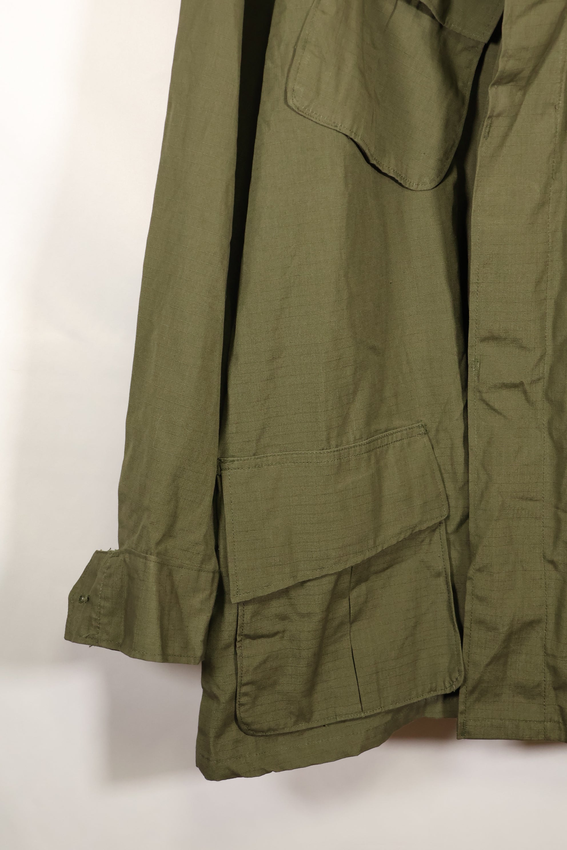 1969 Contract X-L-R Deadstock 4th Model Jungle Fatigue Jacket, Largest Size