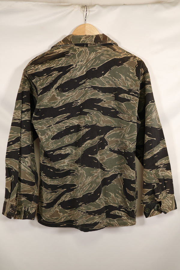 Real Silver Tiger Stripe Asian Cut A-L size shirt Used in good condition