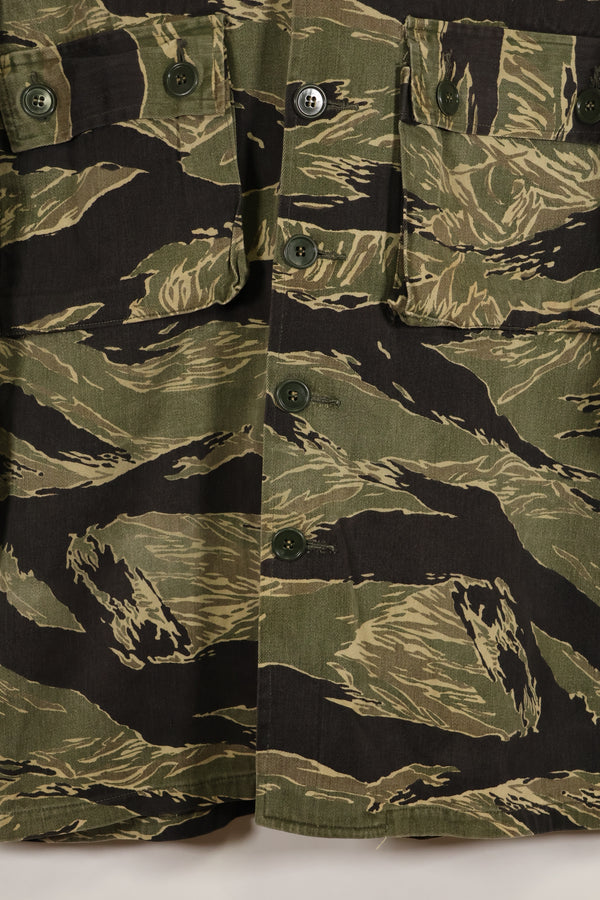 Real Okinawa Tiger early jacket US-L size, mainland sewing, faded, rare size, good condition.