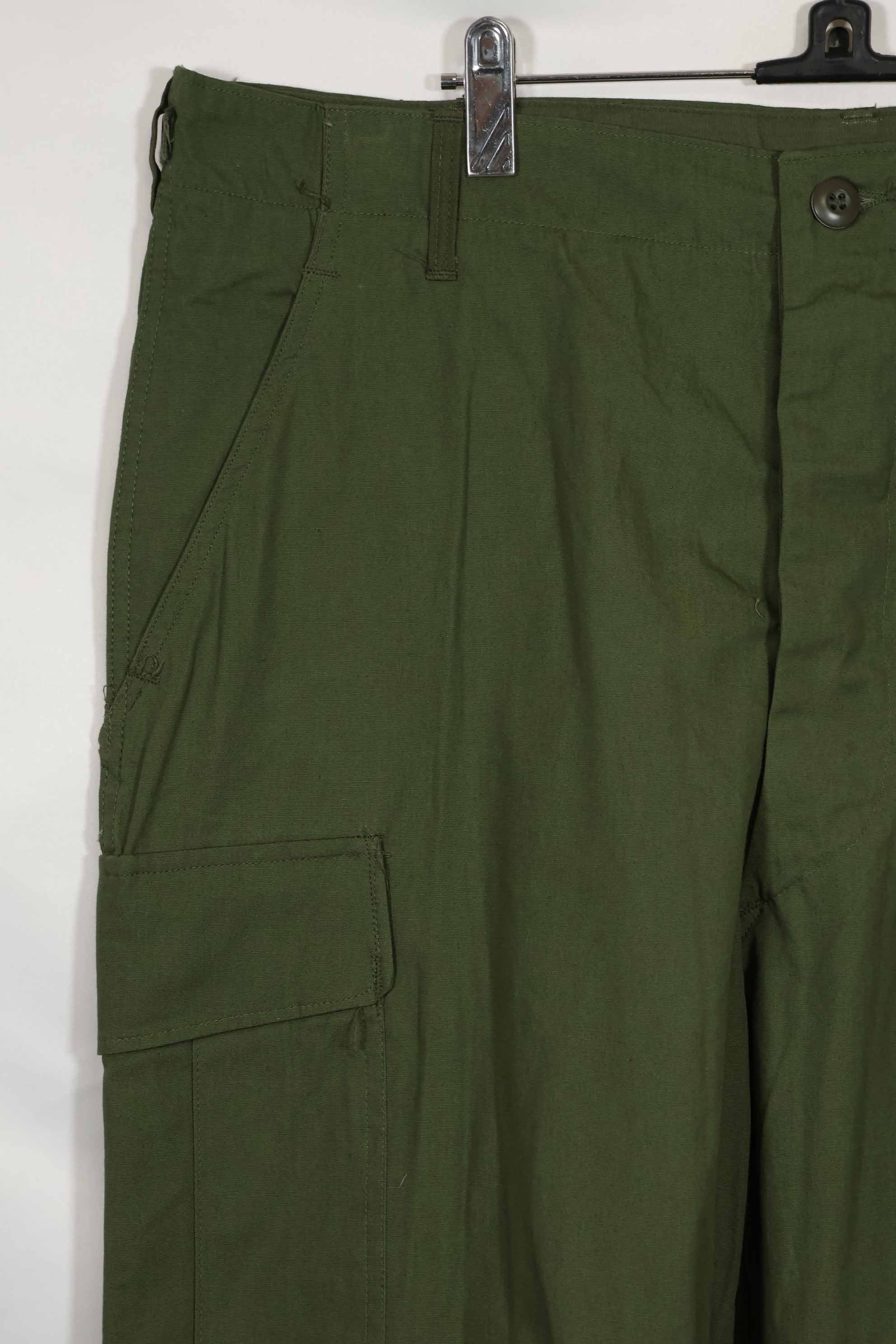 1966-1967 Deadstock 3rd Model Jungle Fatigue Pants L-R