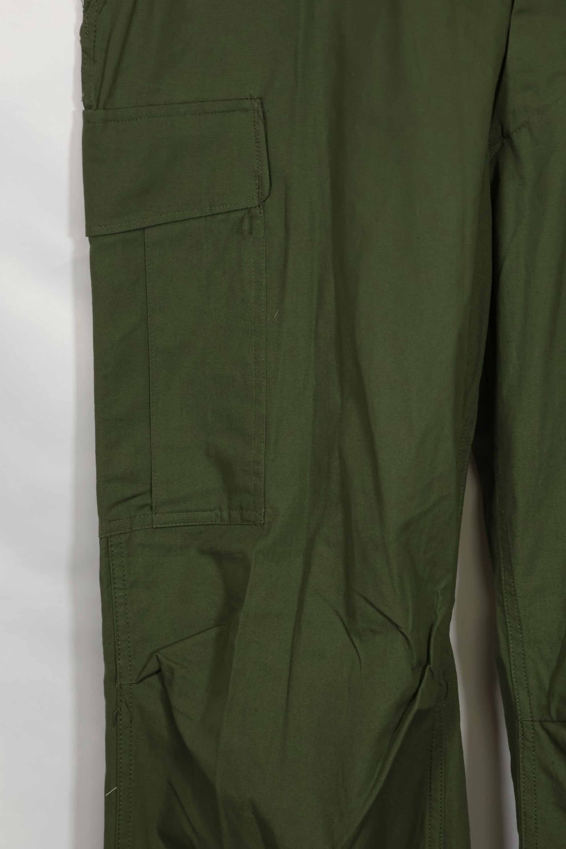 1966-1967 Deadstock 3rd Model Jungle Fatigue Pants L-R