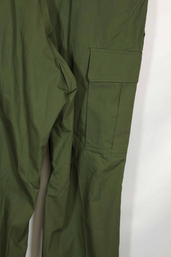 1966-1967 Deadstock 3rd Model Jungle Fatigue Pants L-R