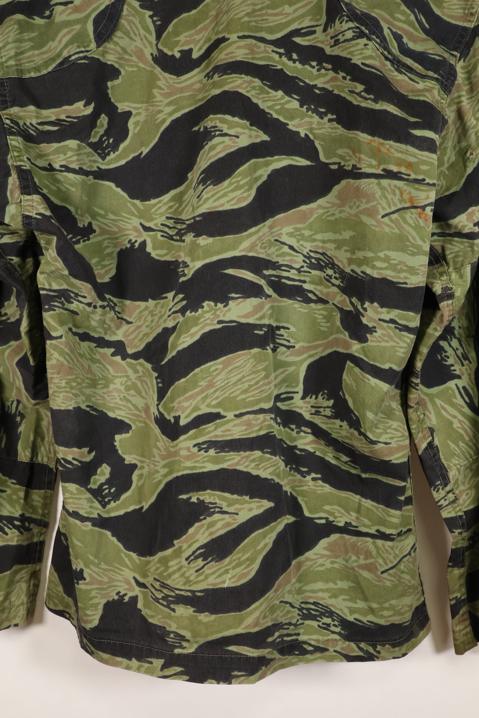 1969 VNMC 4th Pattern Tiger Stripe Shirt, Sea Wave Pattern, Used