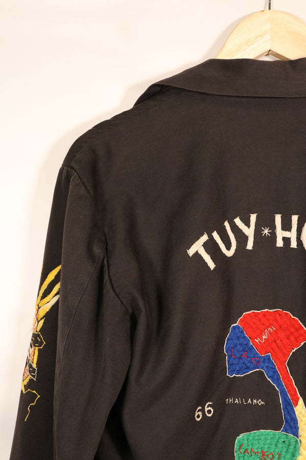 1966–67: Vietnam War, Tour Jacket, Vietnam jacket, Tuy Hoa, Souvenirs for U.S. Soldiers