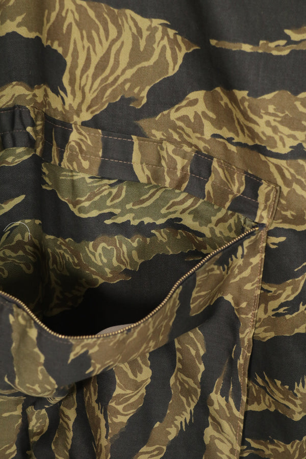 Real Zig Zag Pattern Tiger Stripe Okinawa made Suit Bag Used