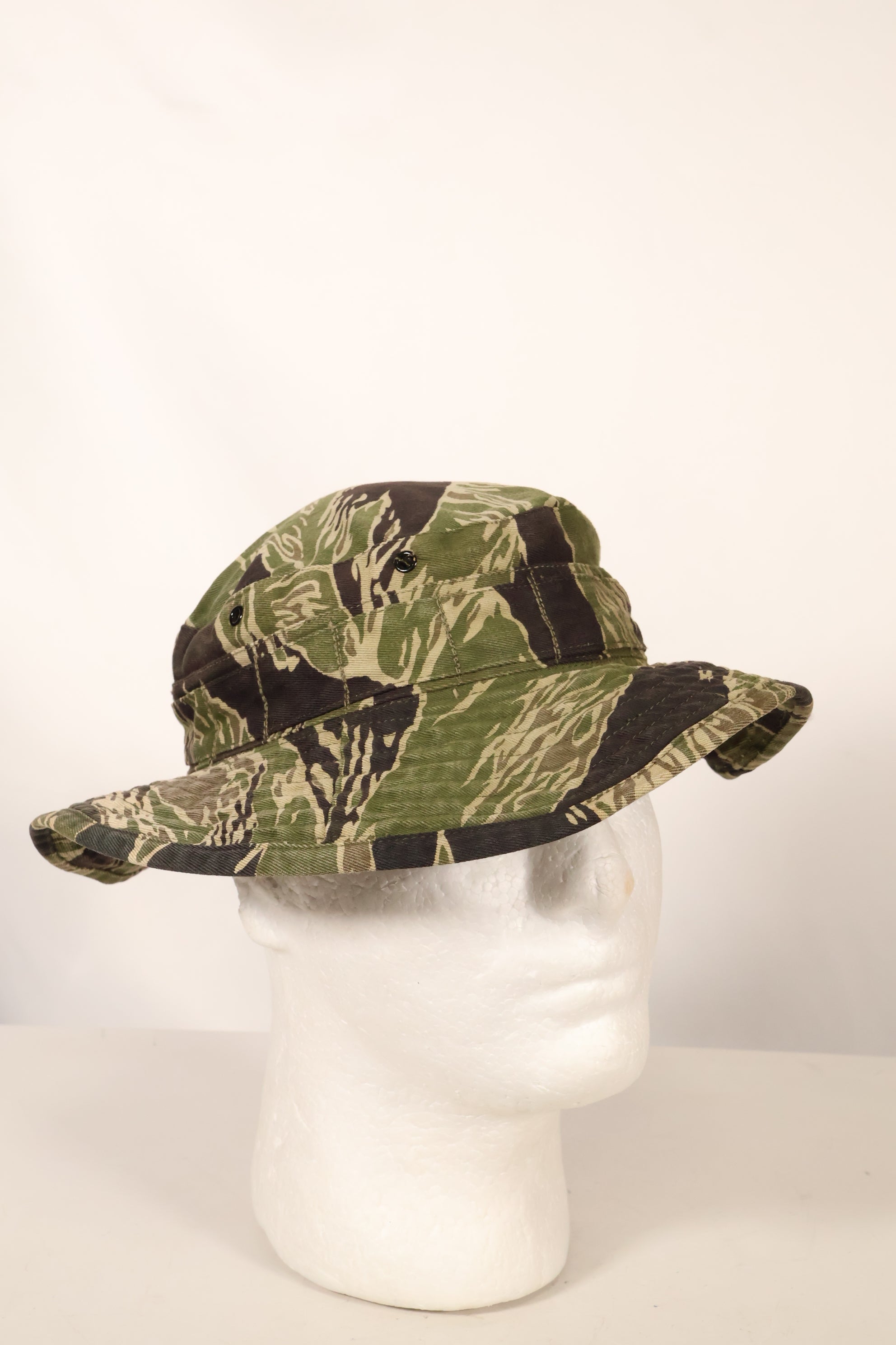Mid-1960s Okinawa Tiger Pattern CISO Cut Tiger Stripe Booney Hat Size S Used