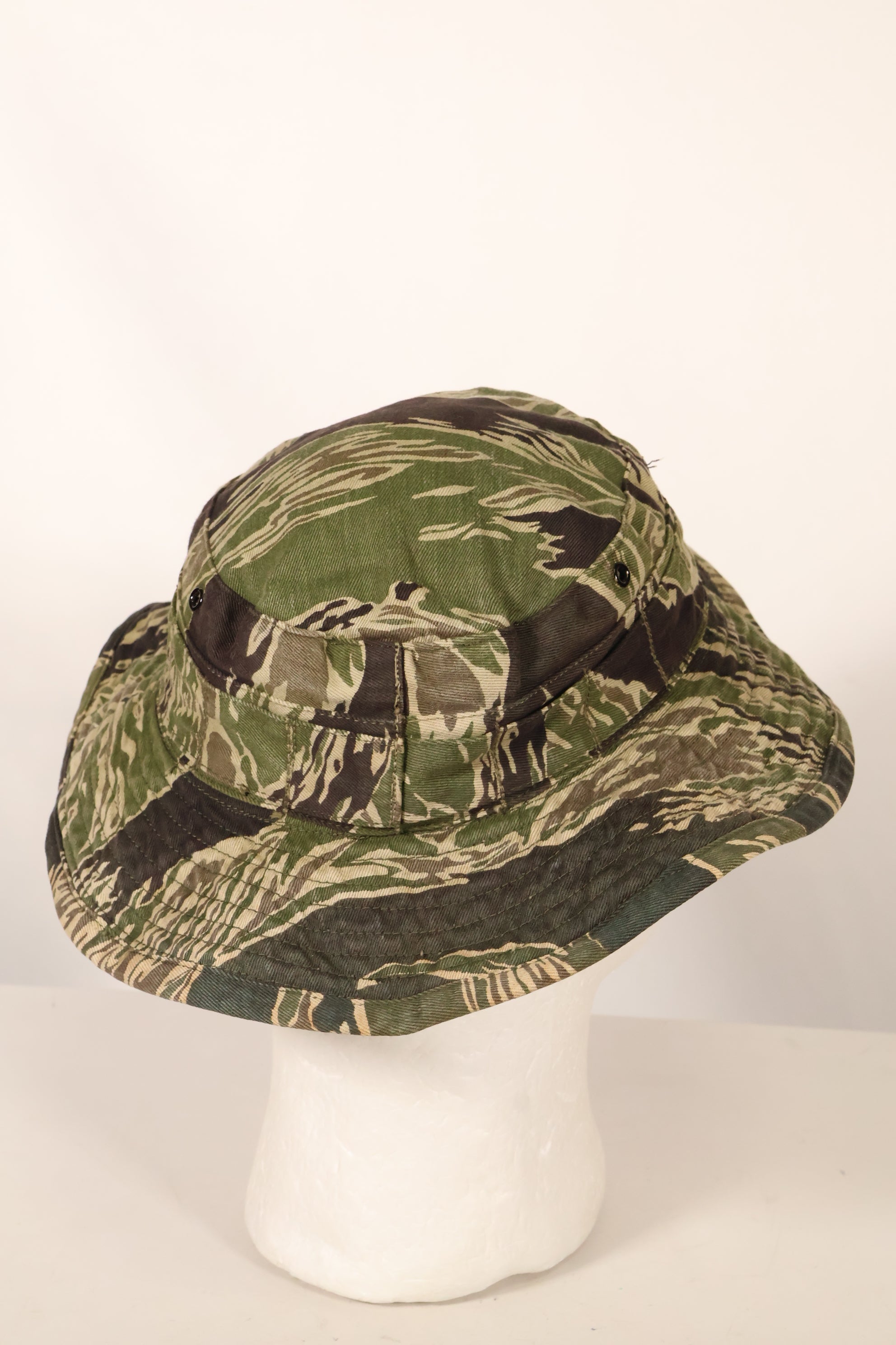 Mid-1960s Okinawa Tiger Pattern CISO Cut Tiger Stripe Booney Hat Size S Used
