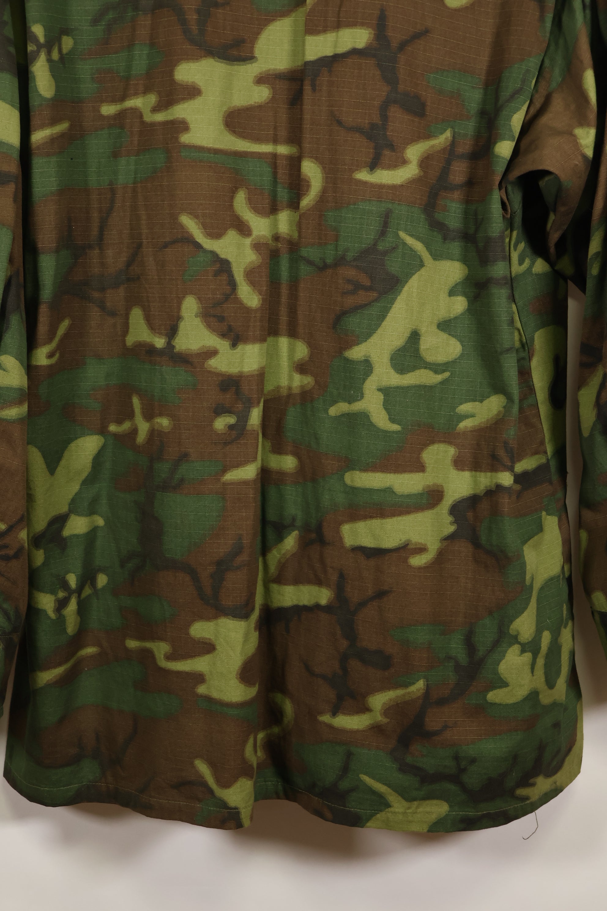 1970 Contract Deadstock X-L-R ERDL Green Leaf Camouflage Jungle Fatigue Jacket